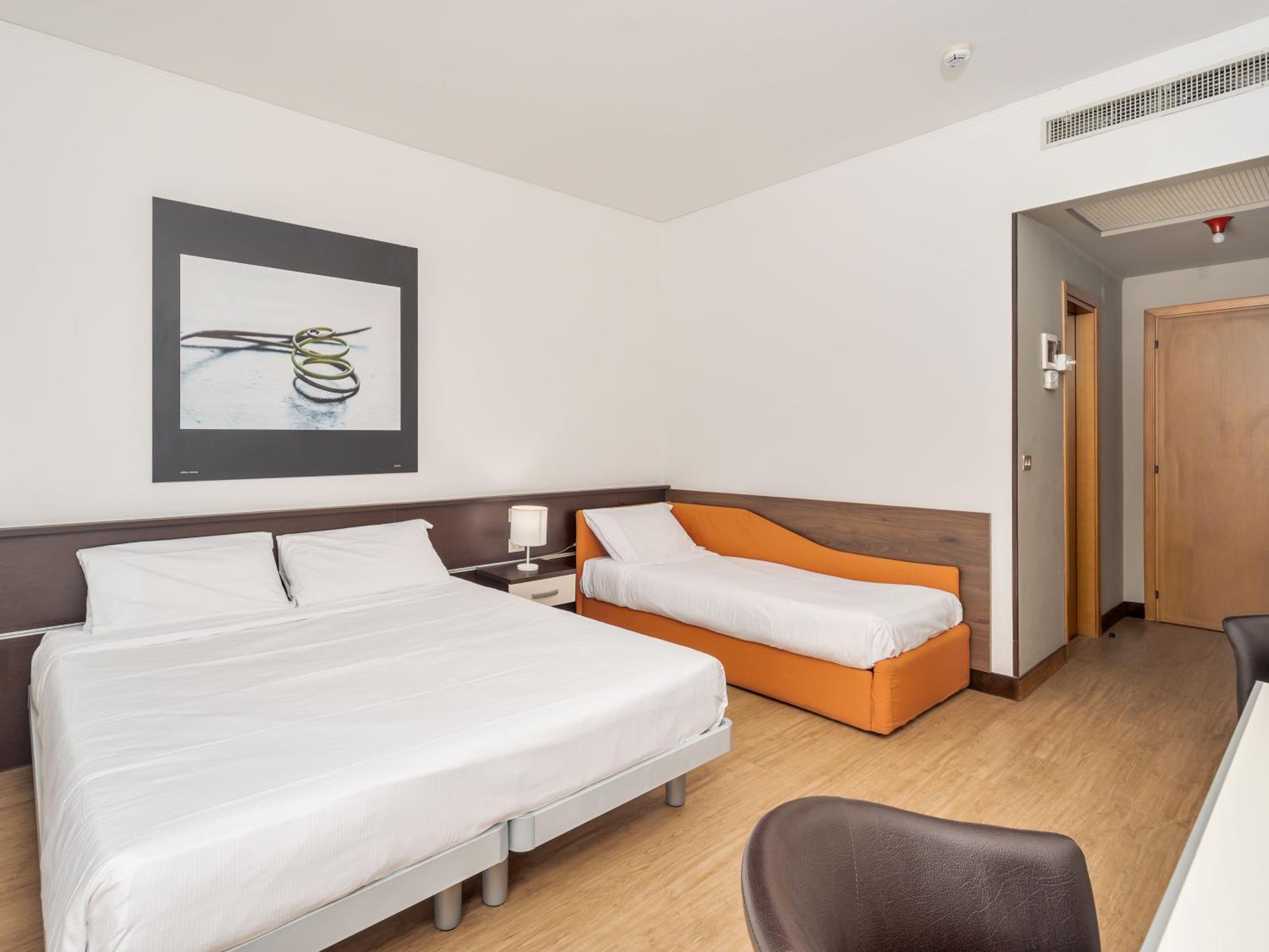 Superior Triple Room - Photo 2