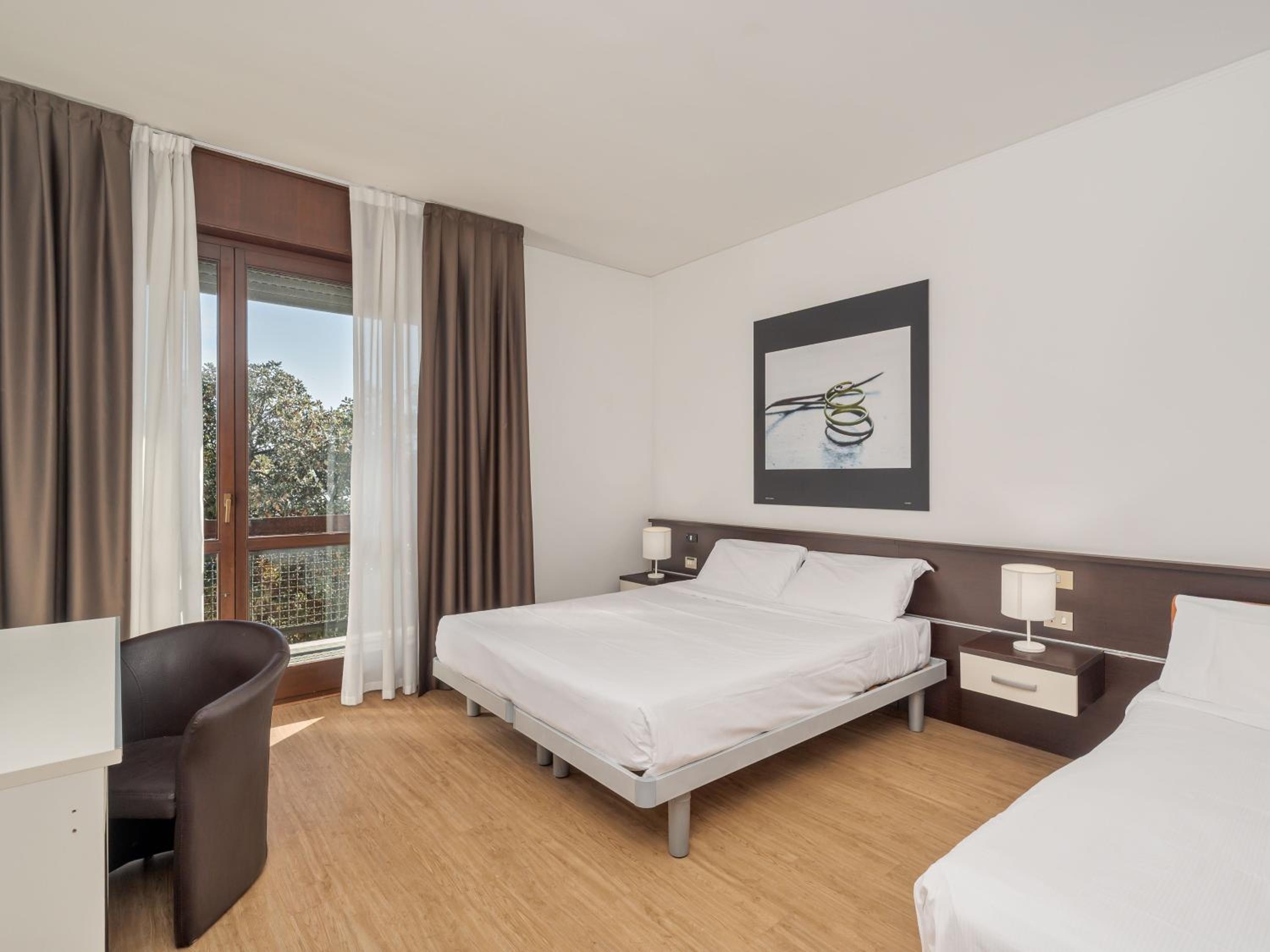 Superior Triple Room - Photo 1