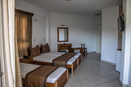 Triple Room with Balcony photo 1