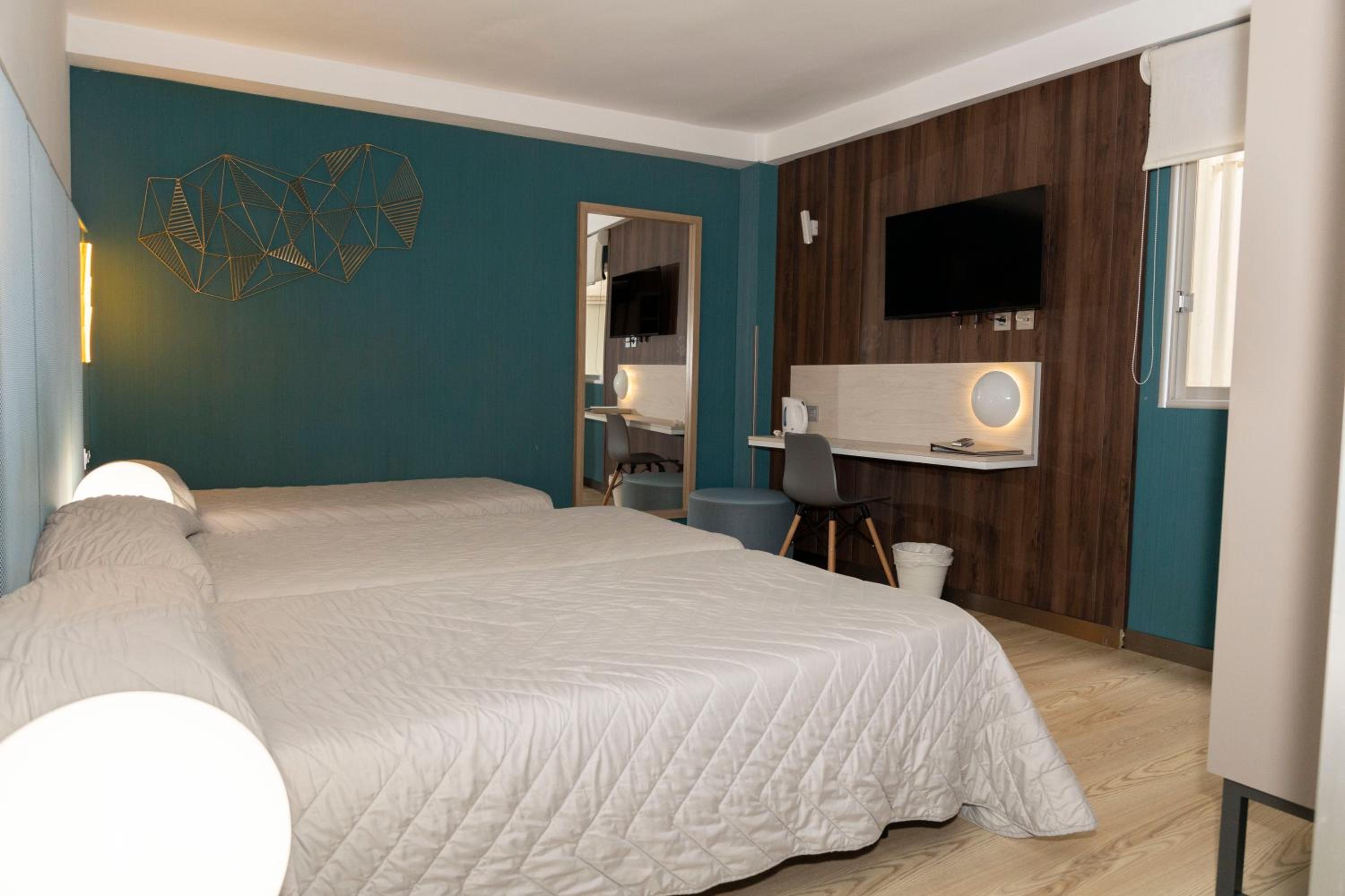 Basic Double Room (2 Adults)