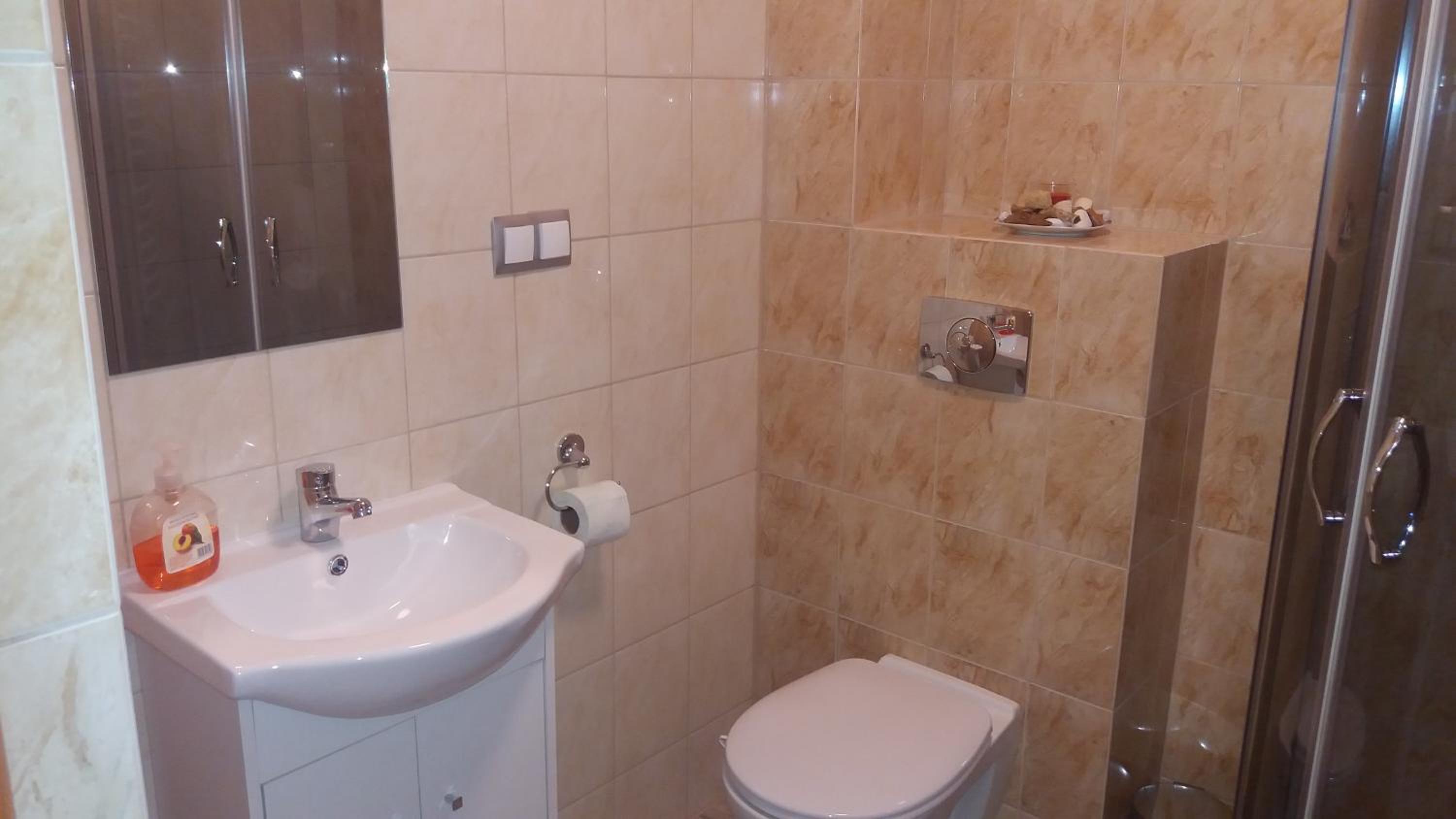Twin Room with Bathroom photo 2