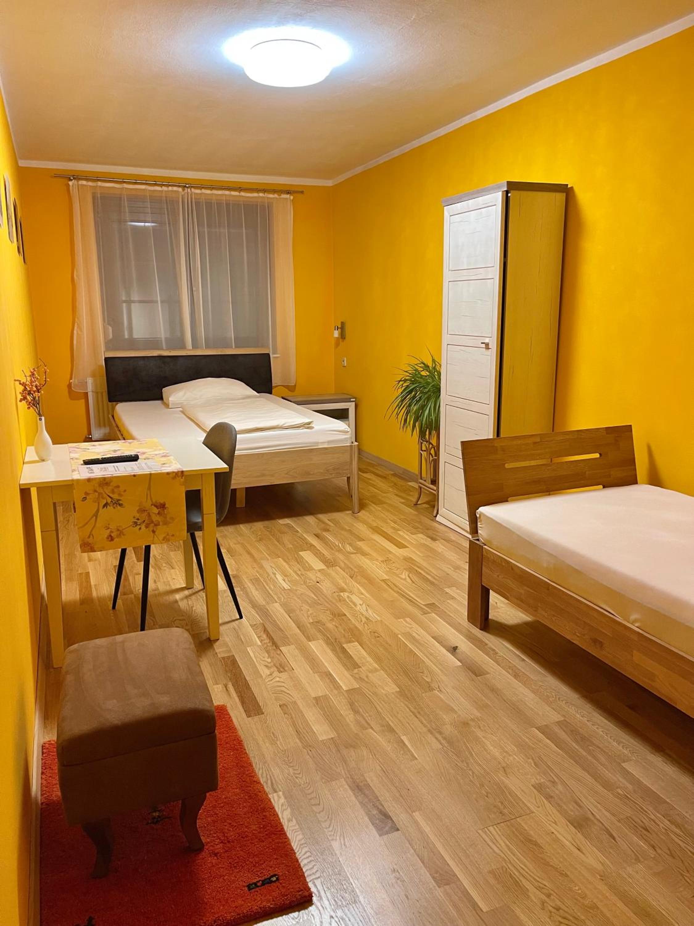 Twin Room with Bathroom photo 1