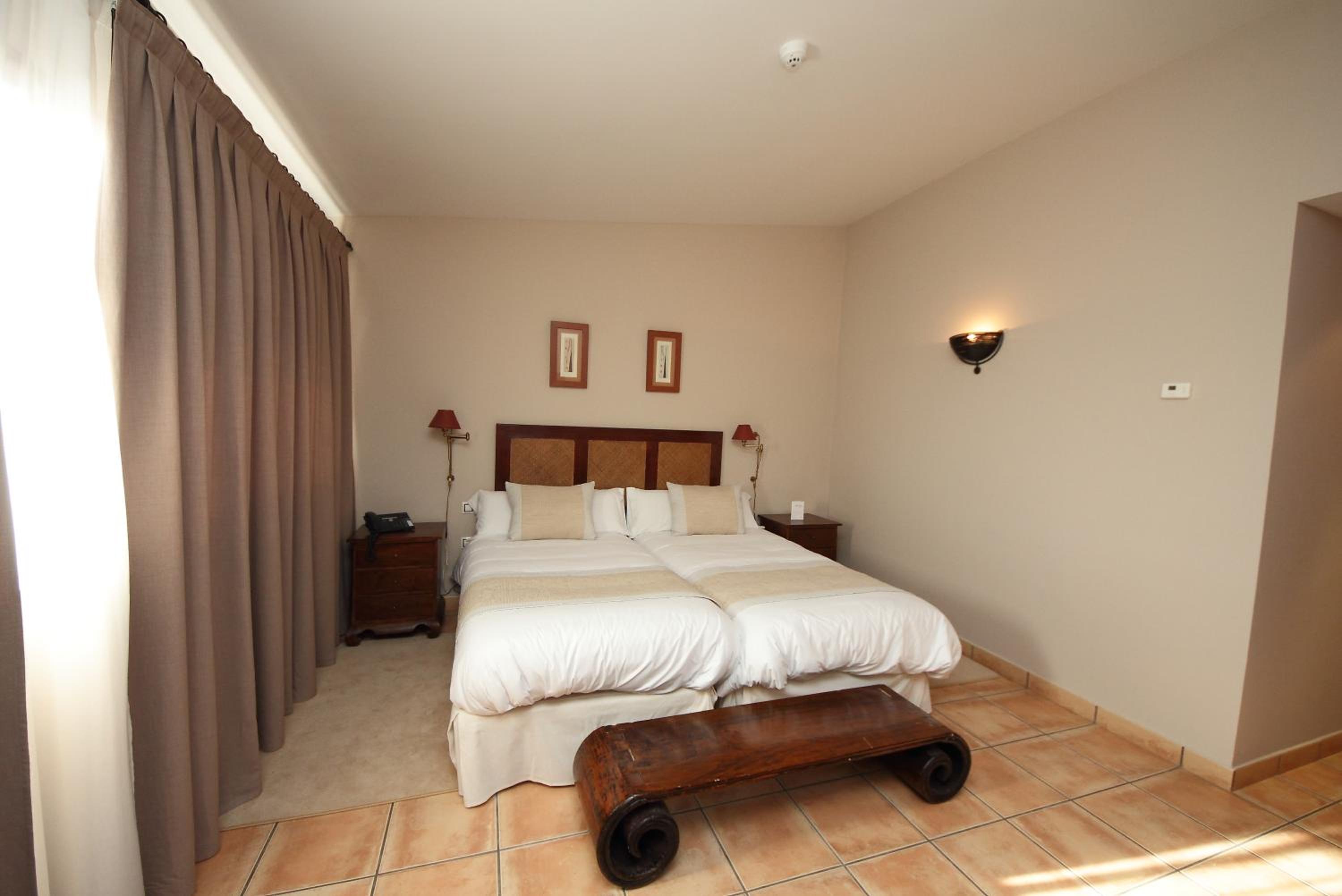 Superior Double or Twin Room photo 3