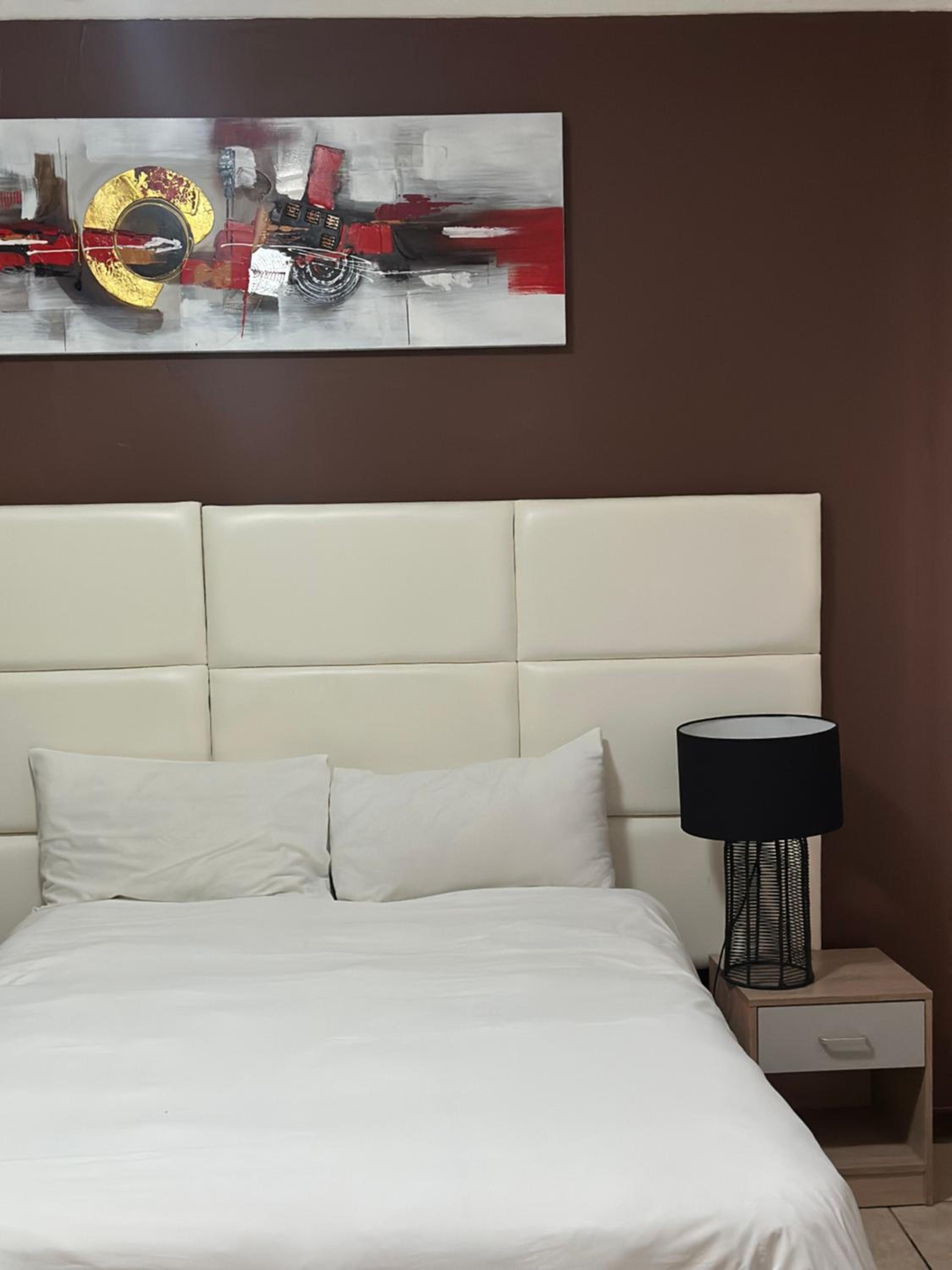 Budget Double Room photo 2