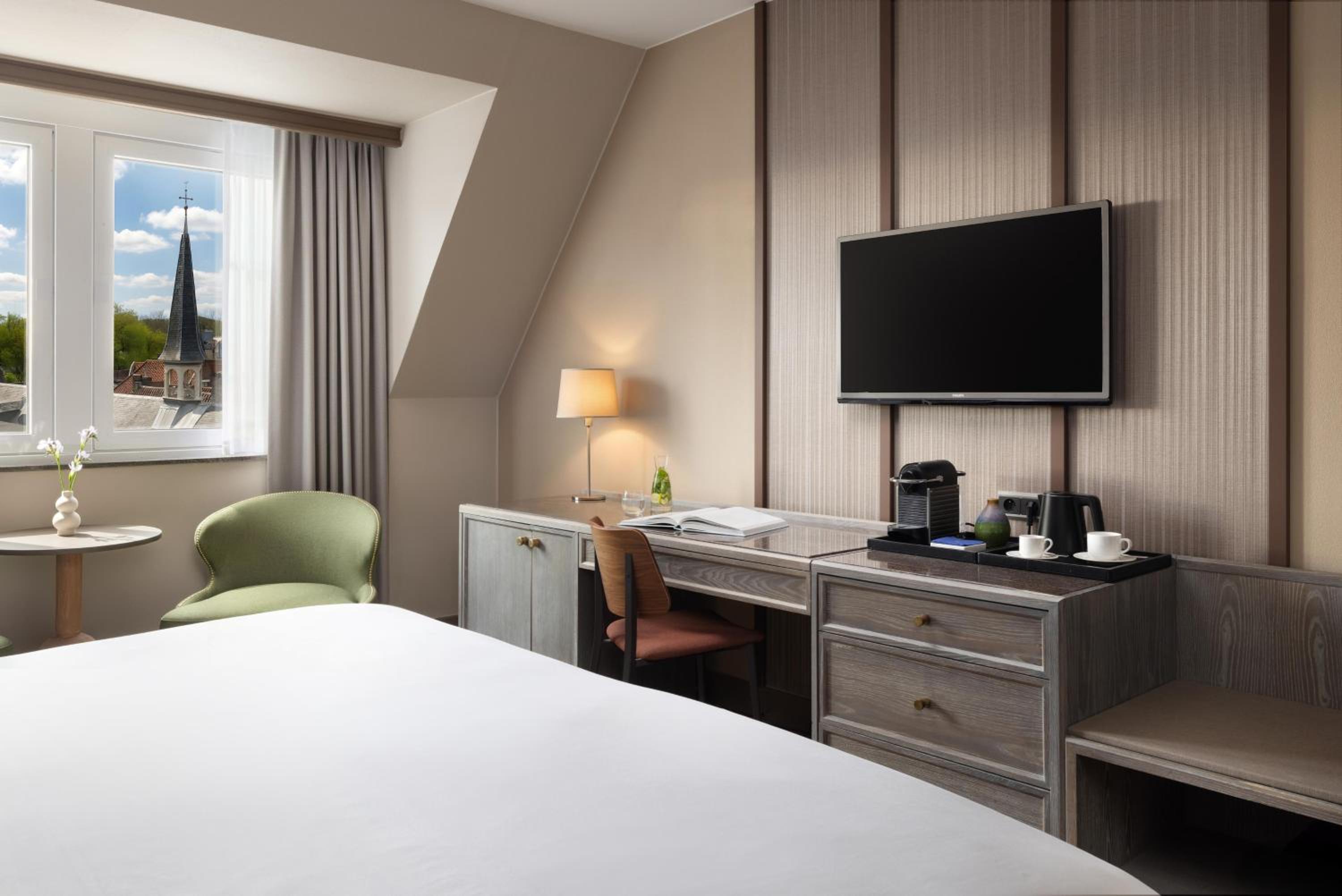 Superior Room with View