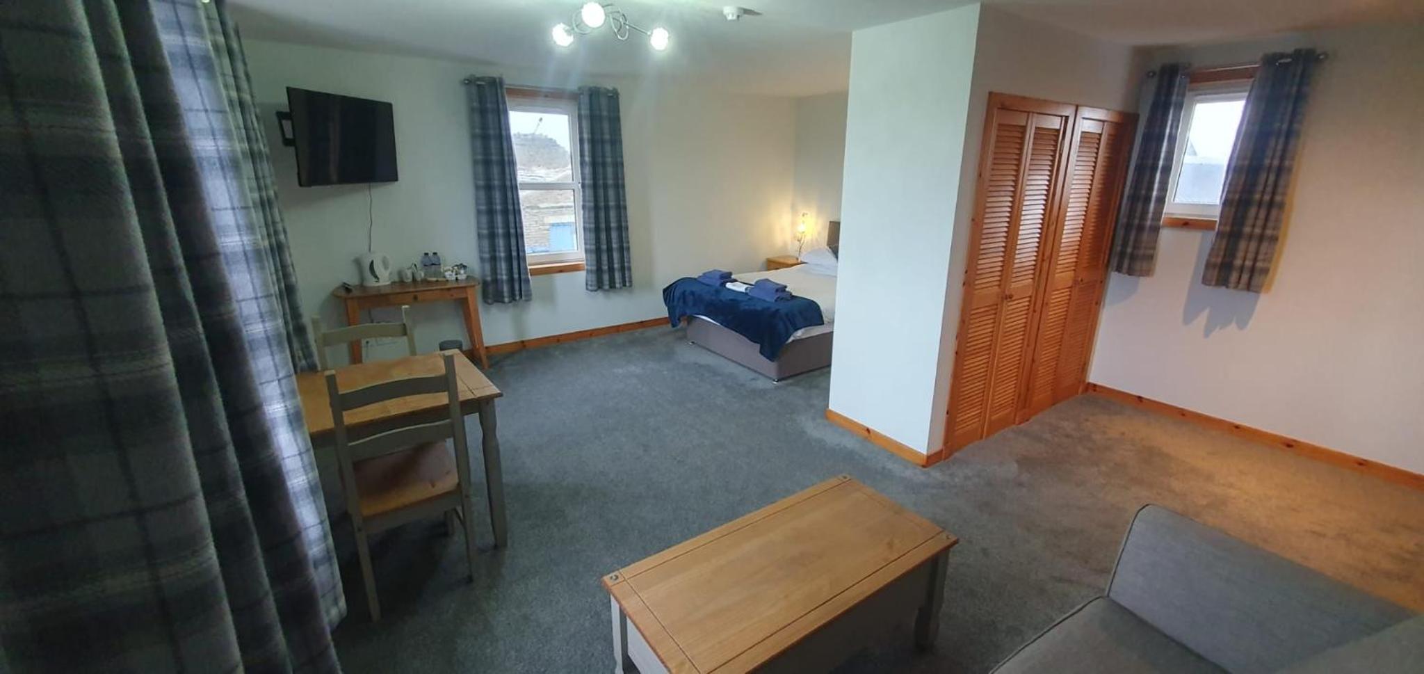 Large Double or Twin Room