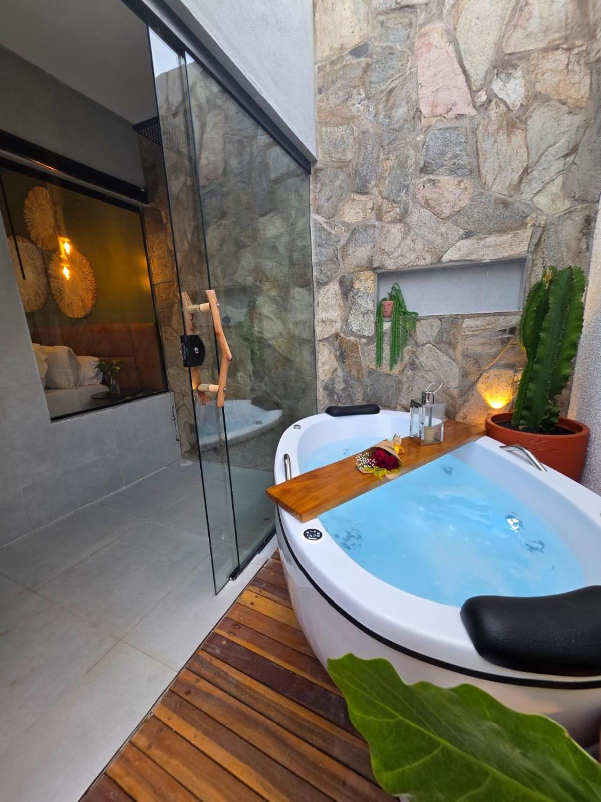 Deluxe Double Room with Shower