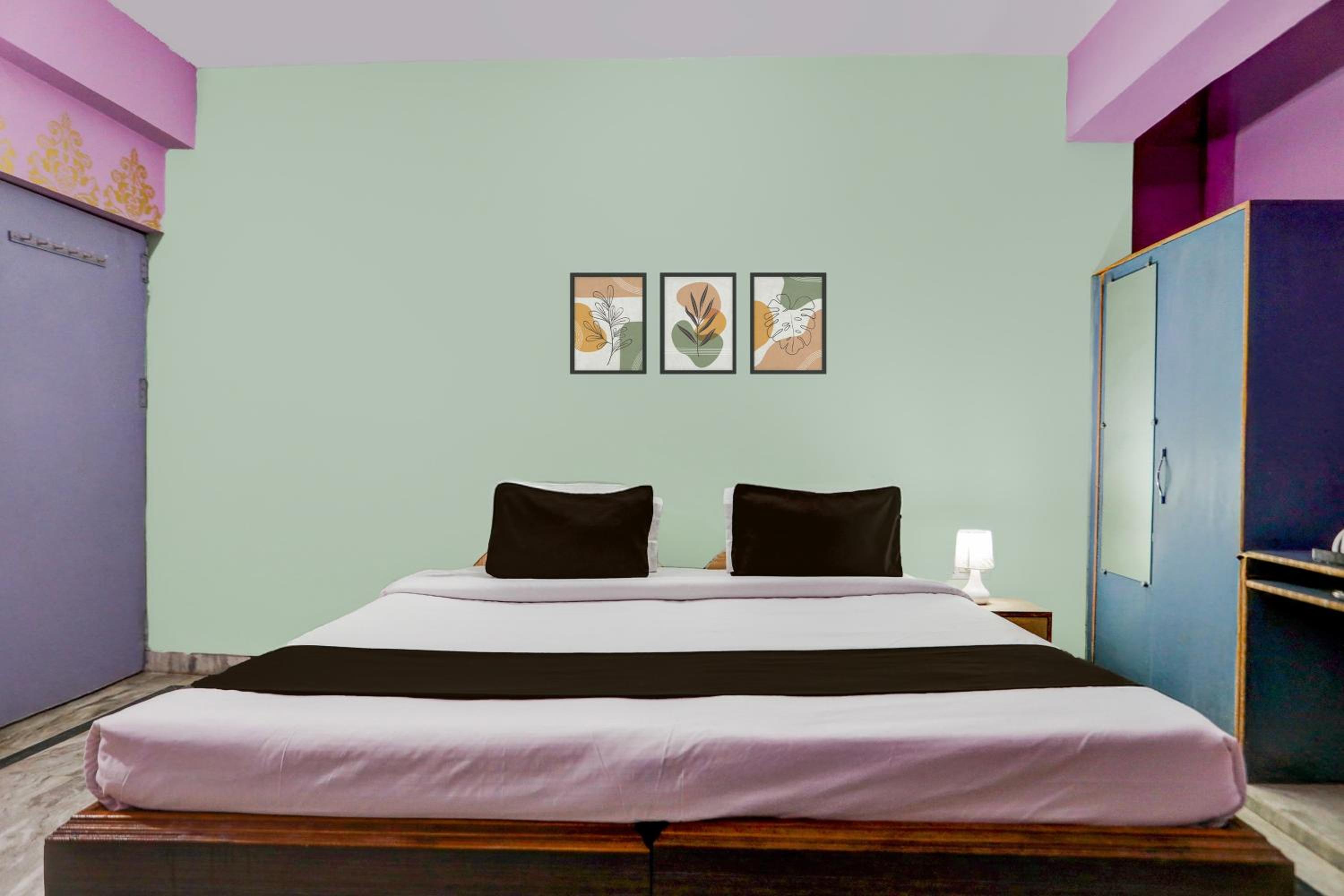 Deluxe Triple Room photo 3