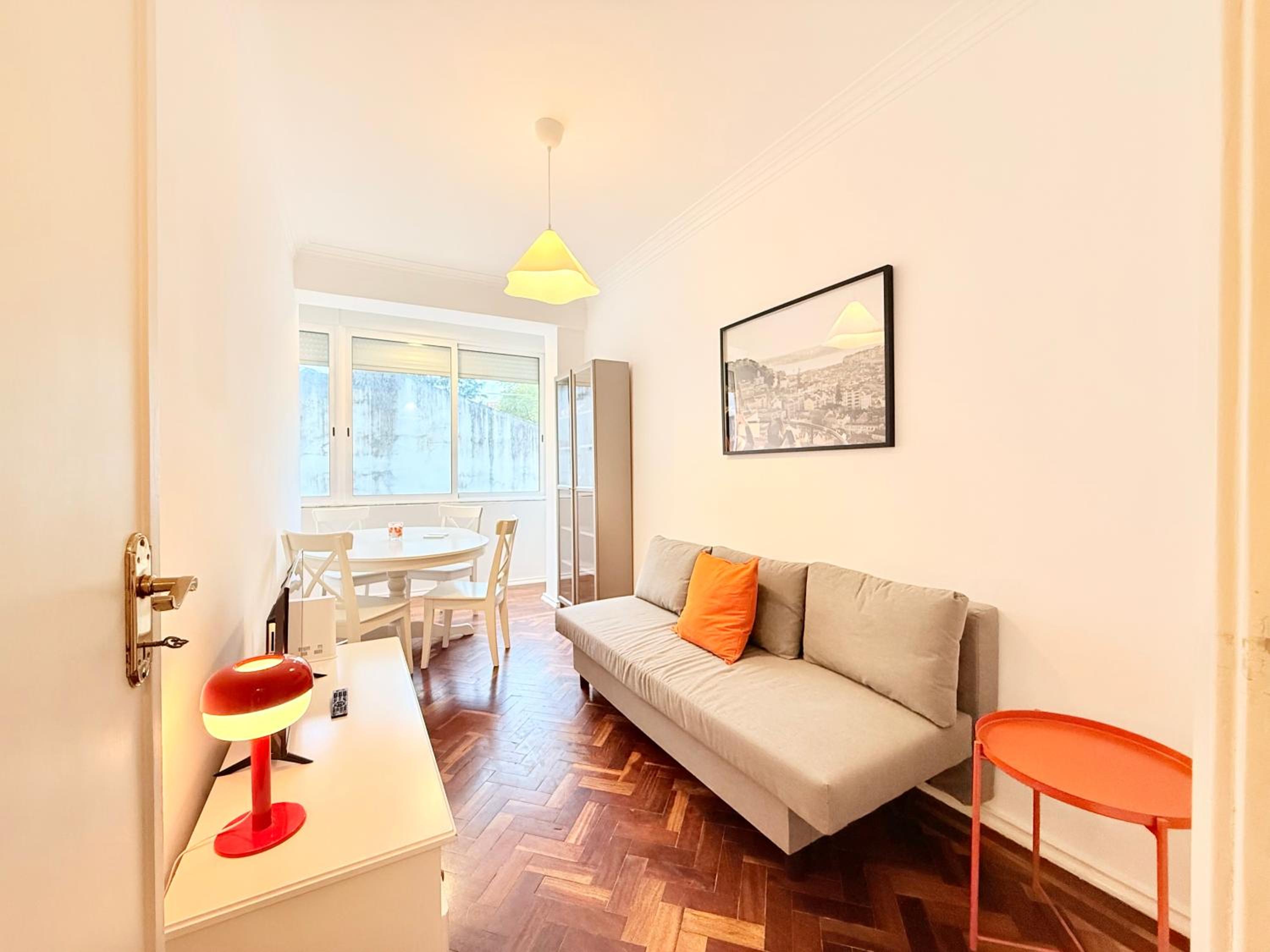 Apartment photo 1