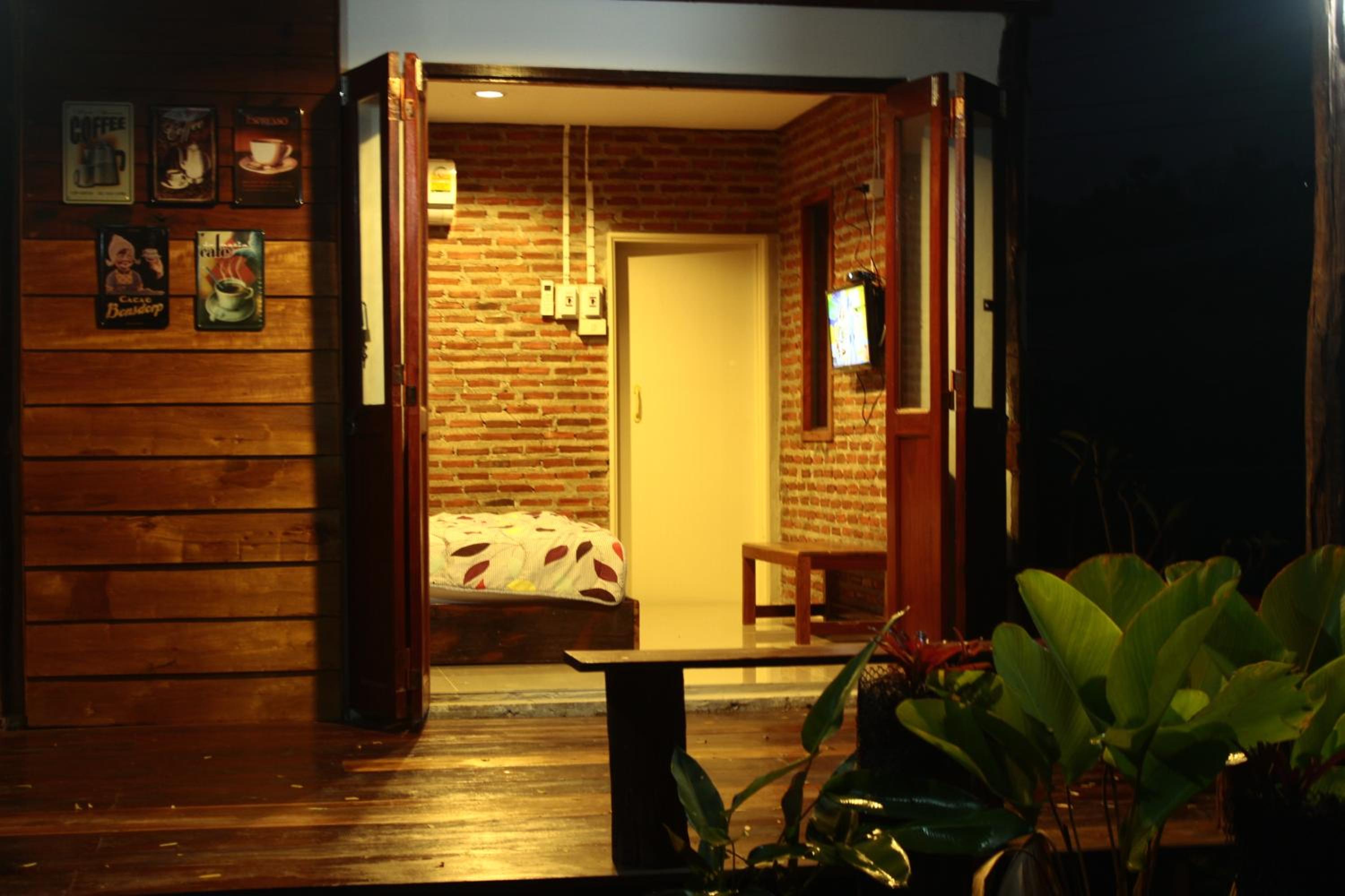 Queen Room with Garden View photo 2