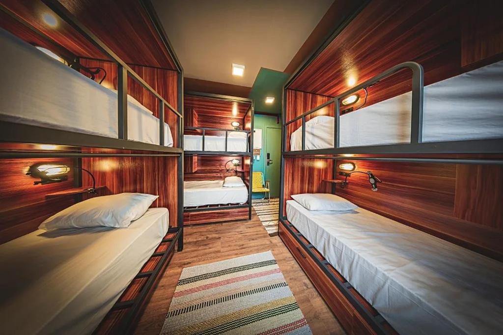 Single Bed in Mixed Dormitory Room photo 1