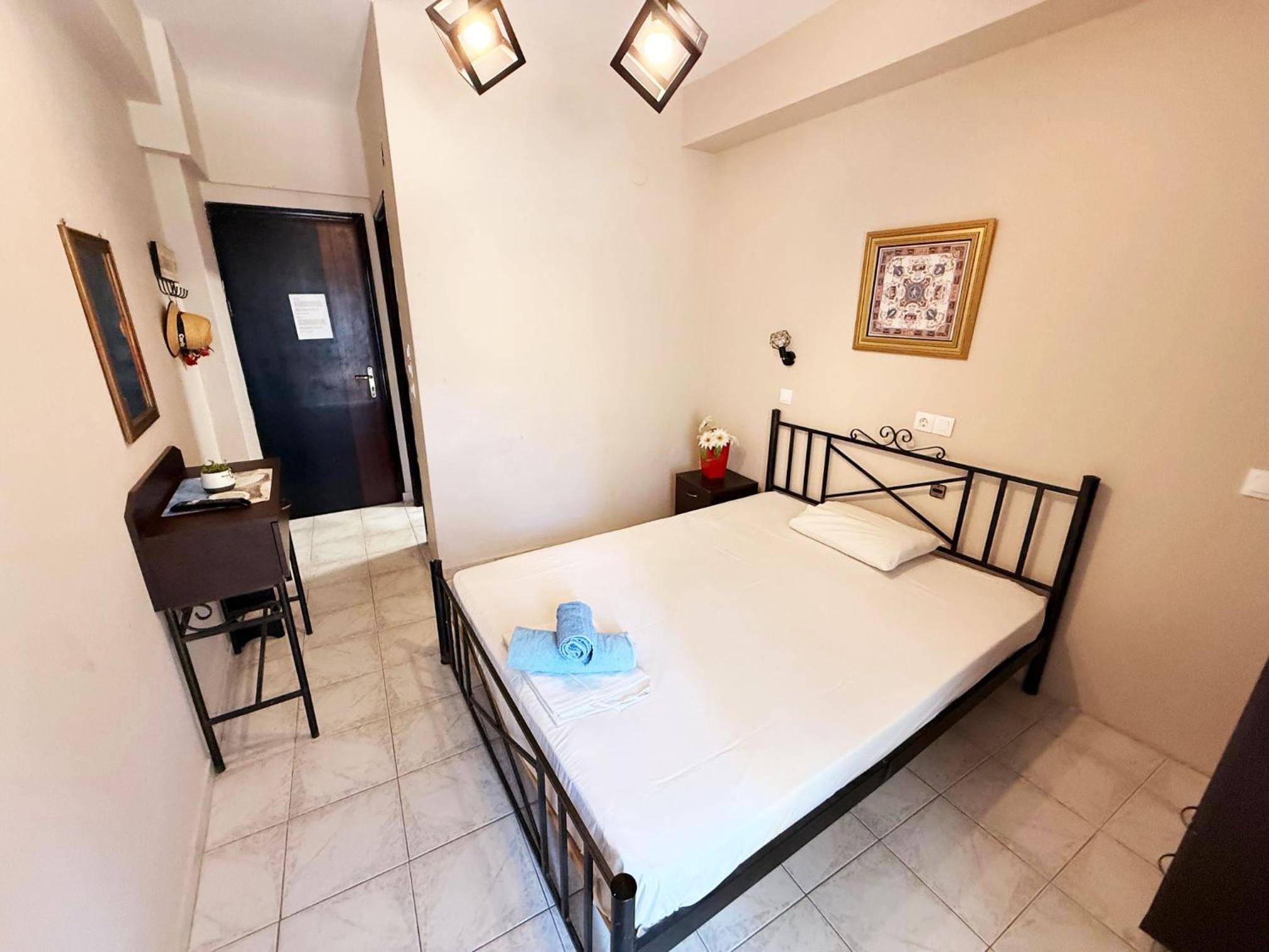 Queen Room with Garden View photo 3