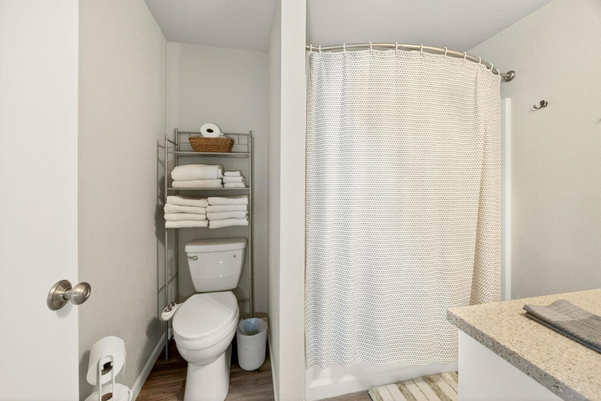 Three-Bedroom House photo 2
