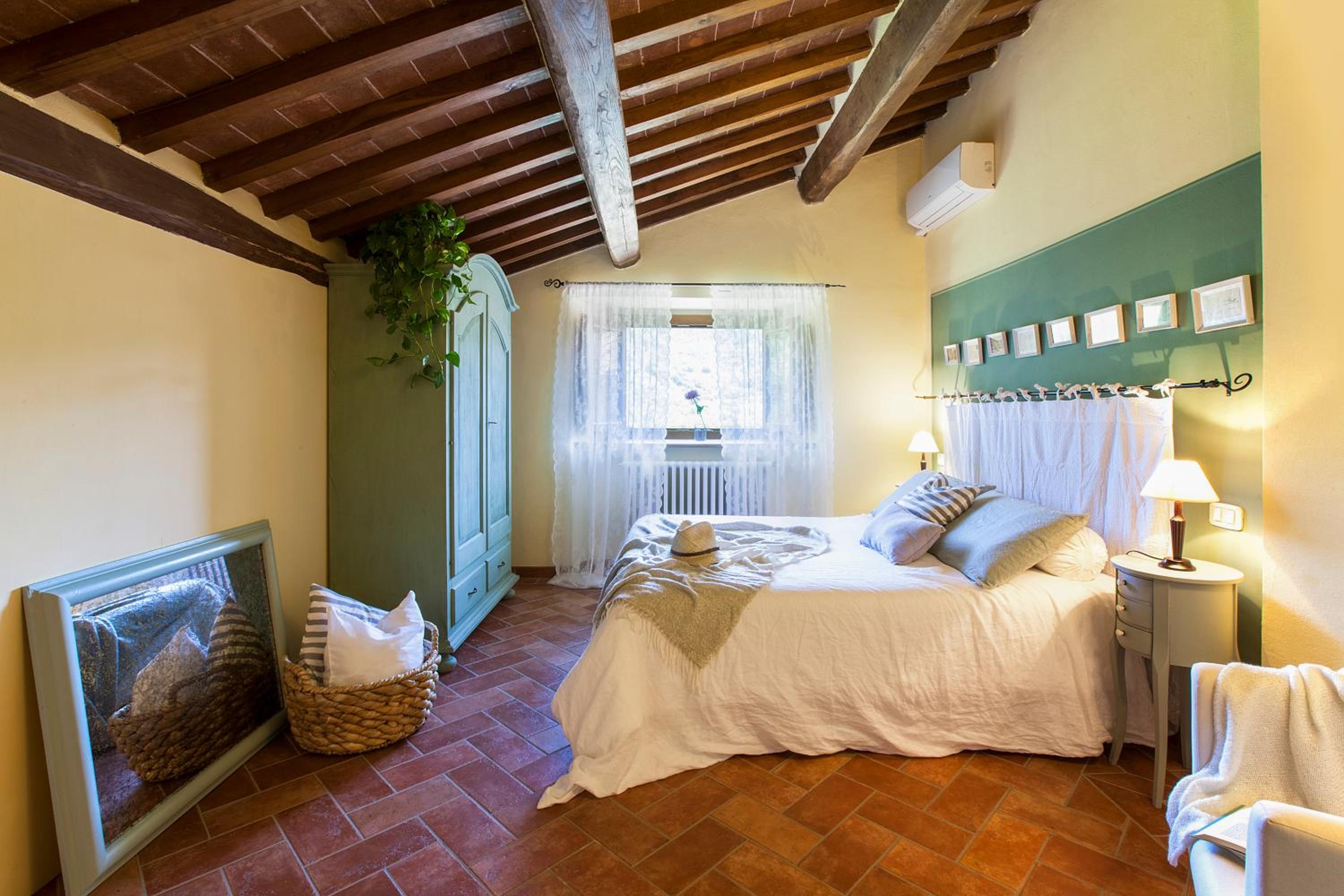 Two-Bedroom Apartment with Garden View photo 3