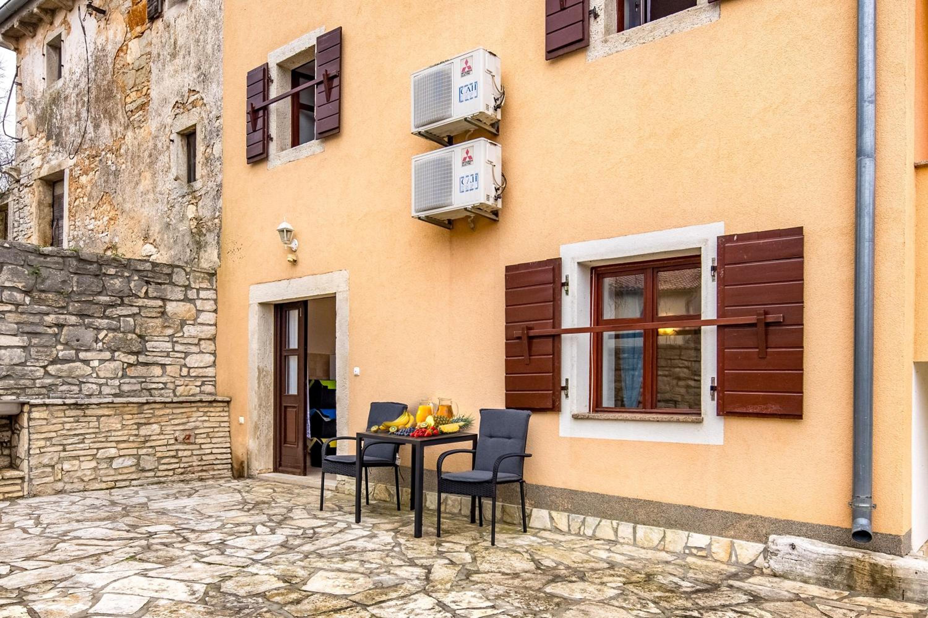 Studio with Terrace