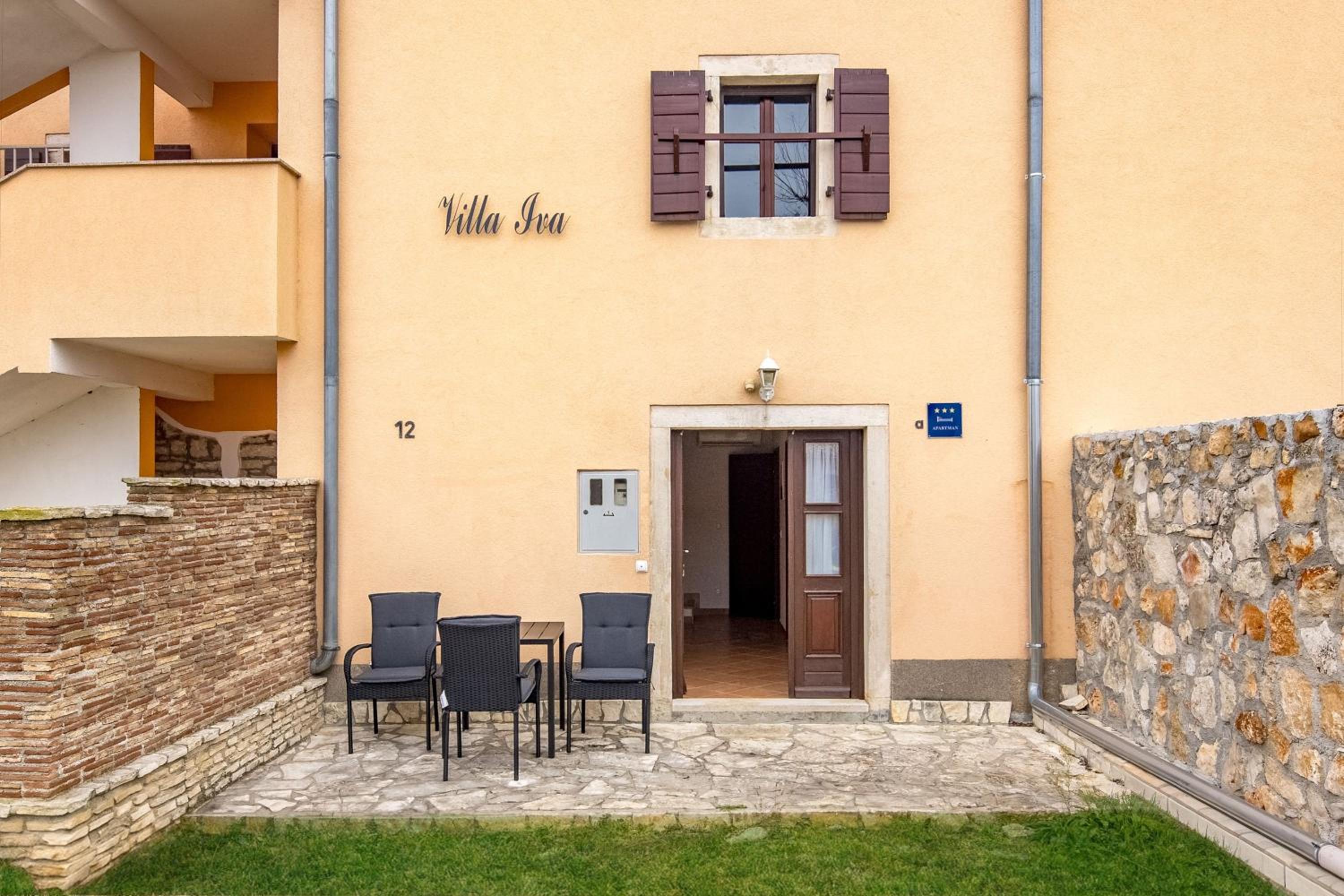 Apartment with Terrace