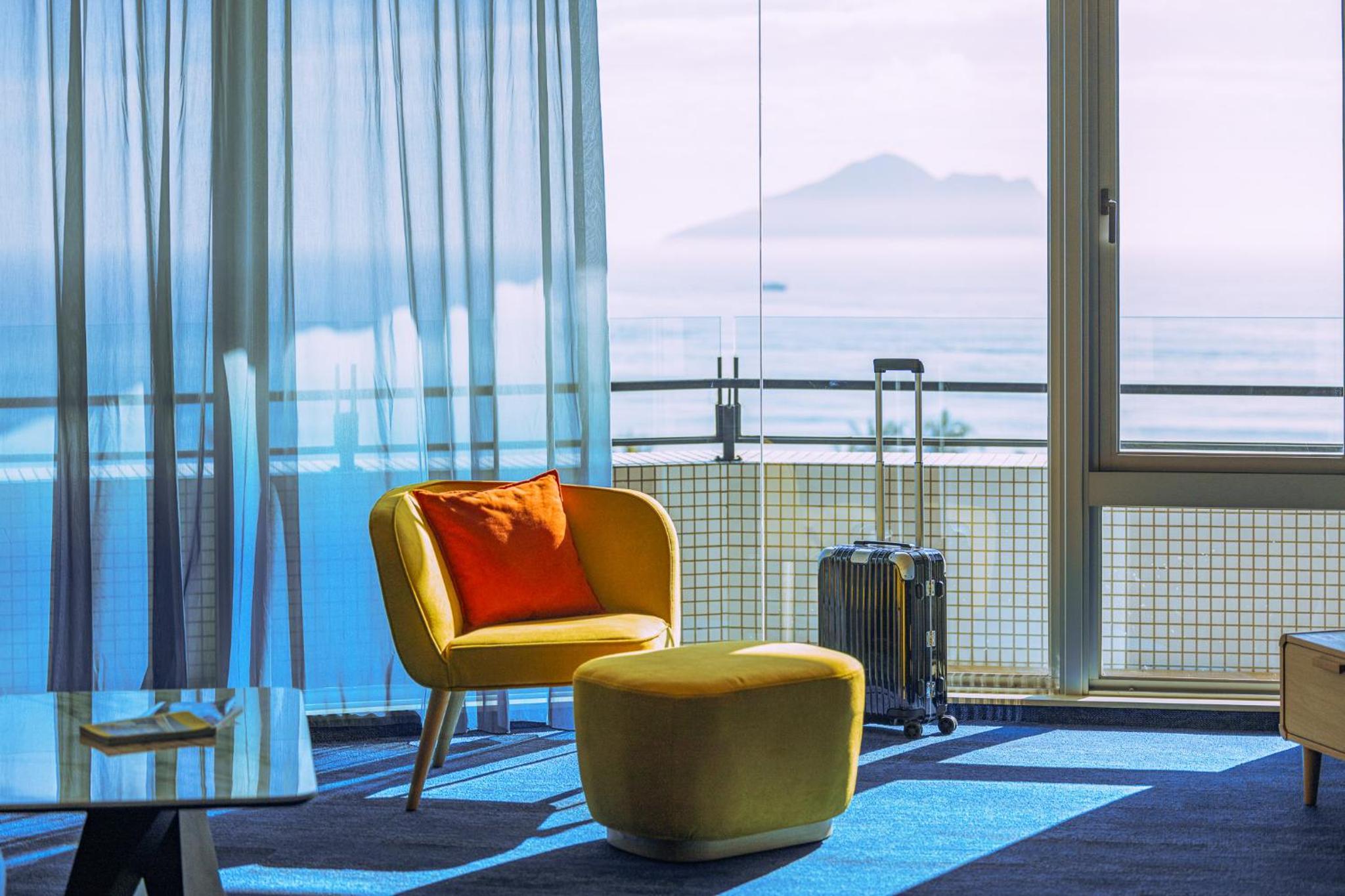 Superior Suite with Sea View photo 3
