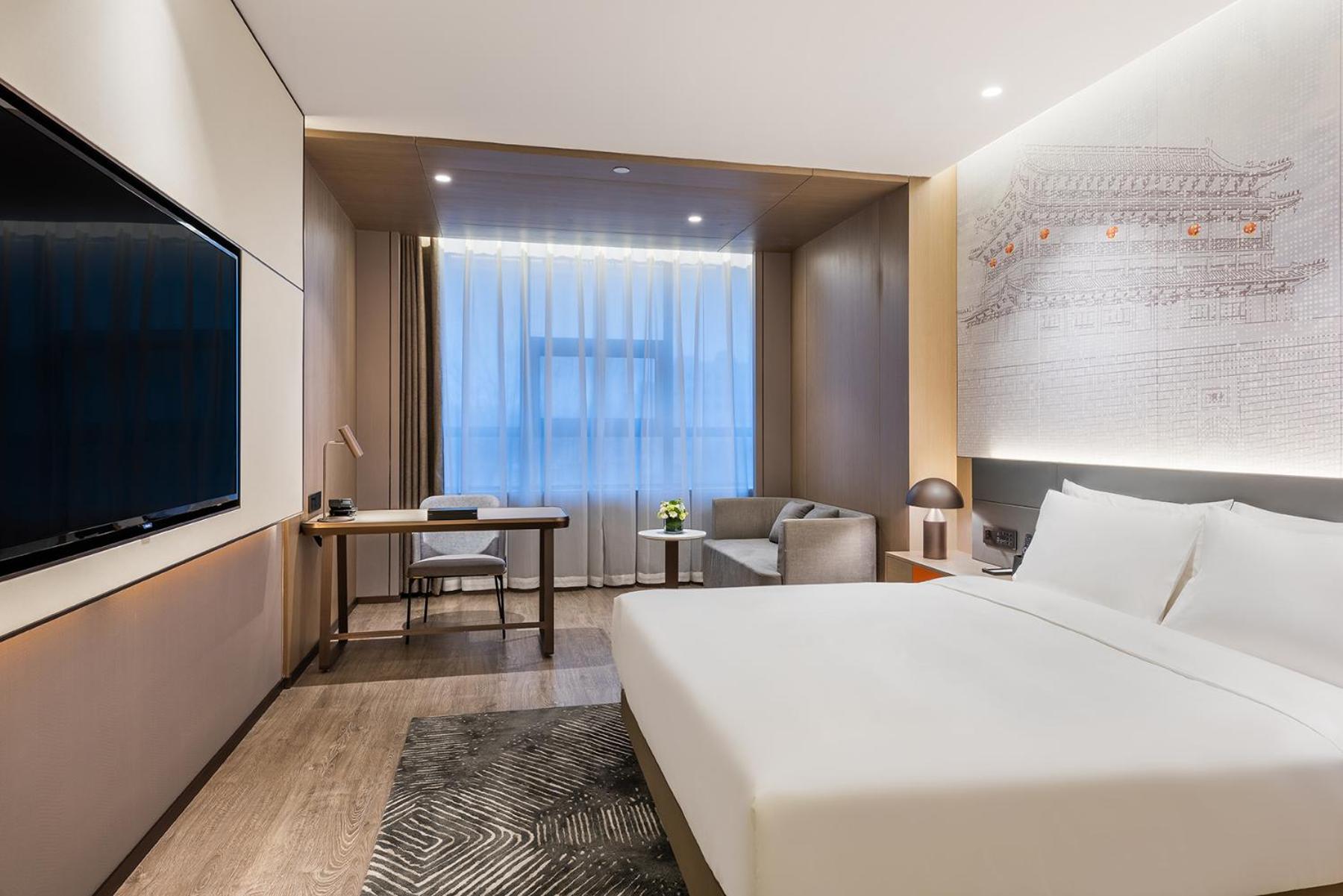 Deluxe Room with King Bed