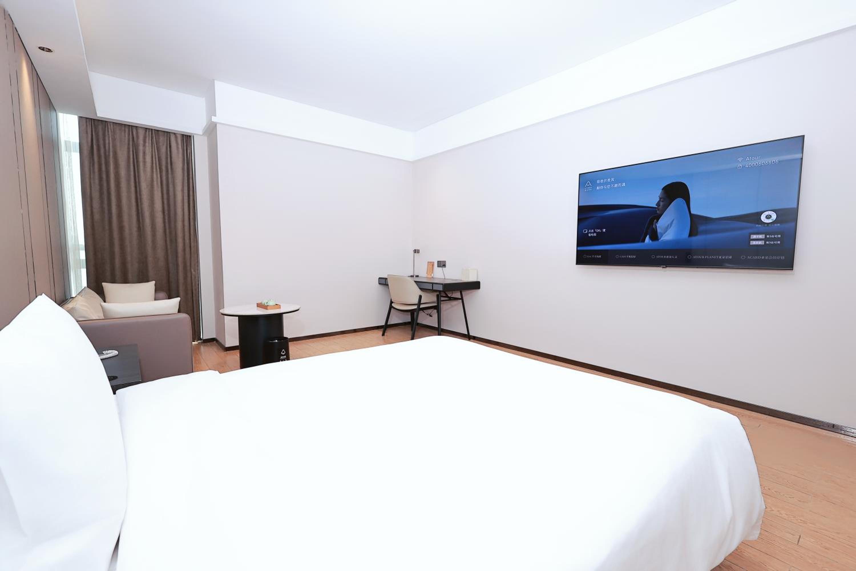 Elegant Room photo 1