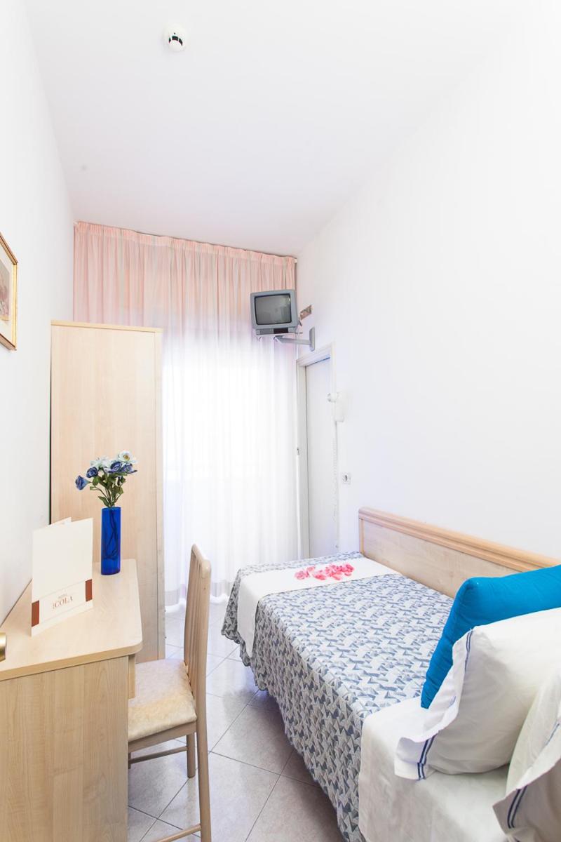Classic Single Room