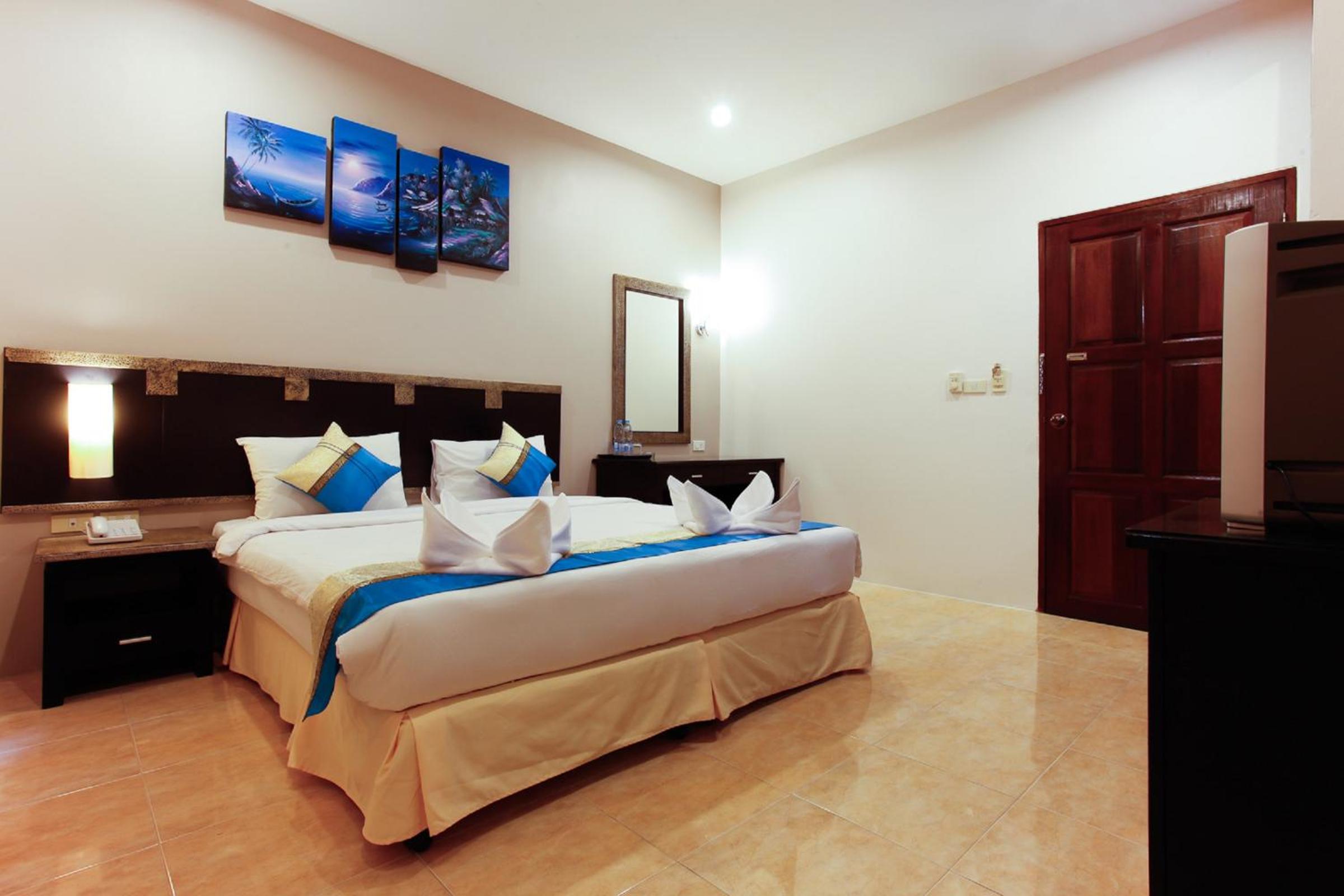 Standard Double Room - Photo 6