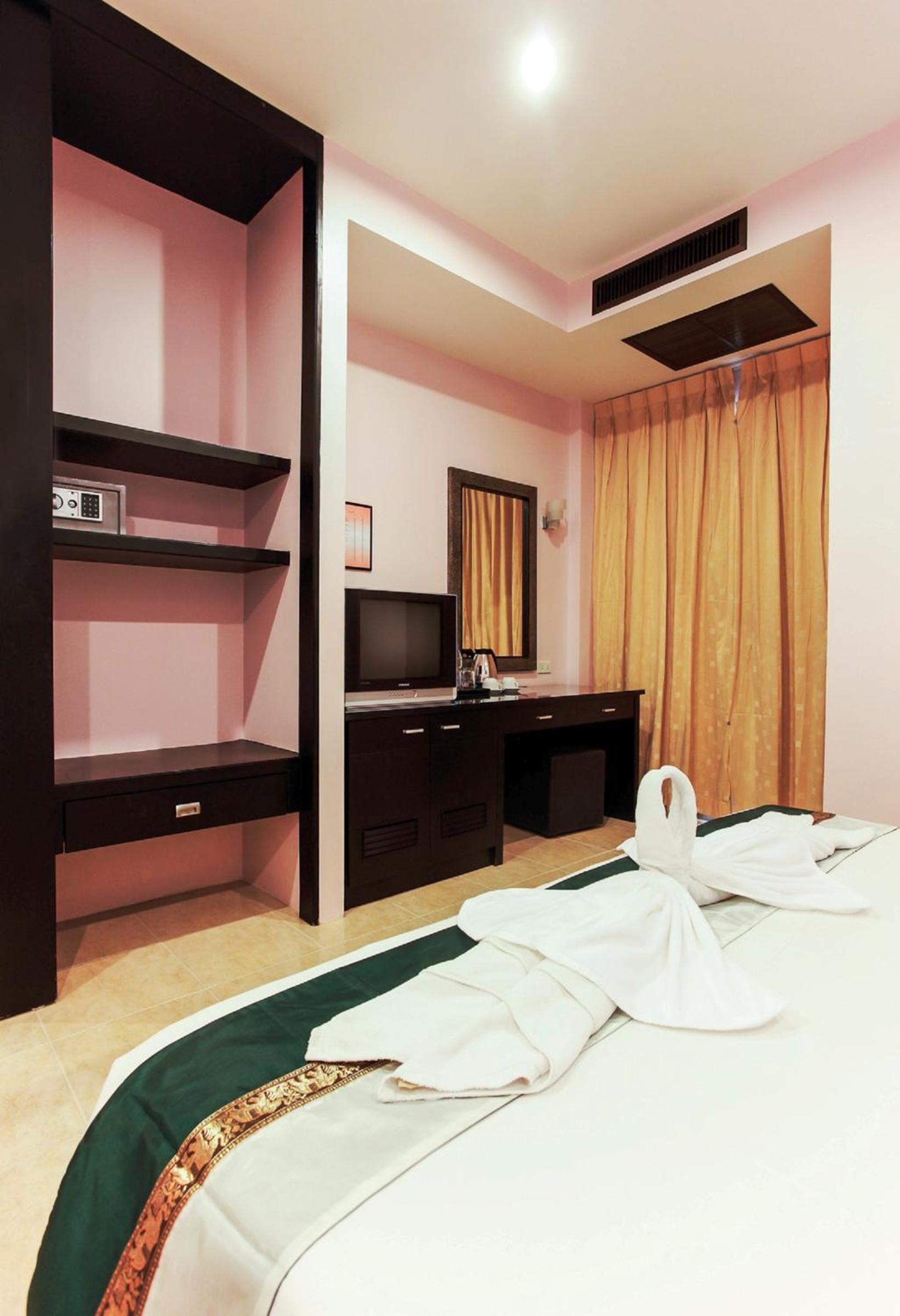Superior Triple Room - Photo 12