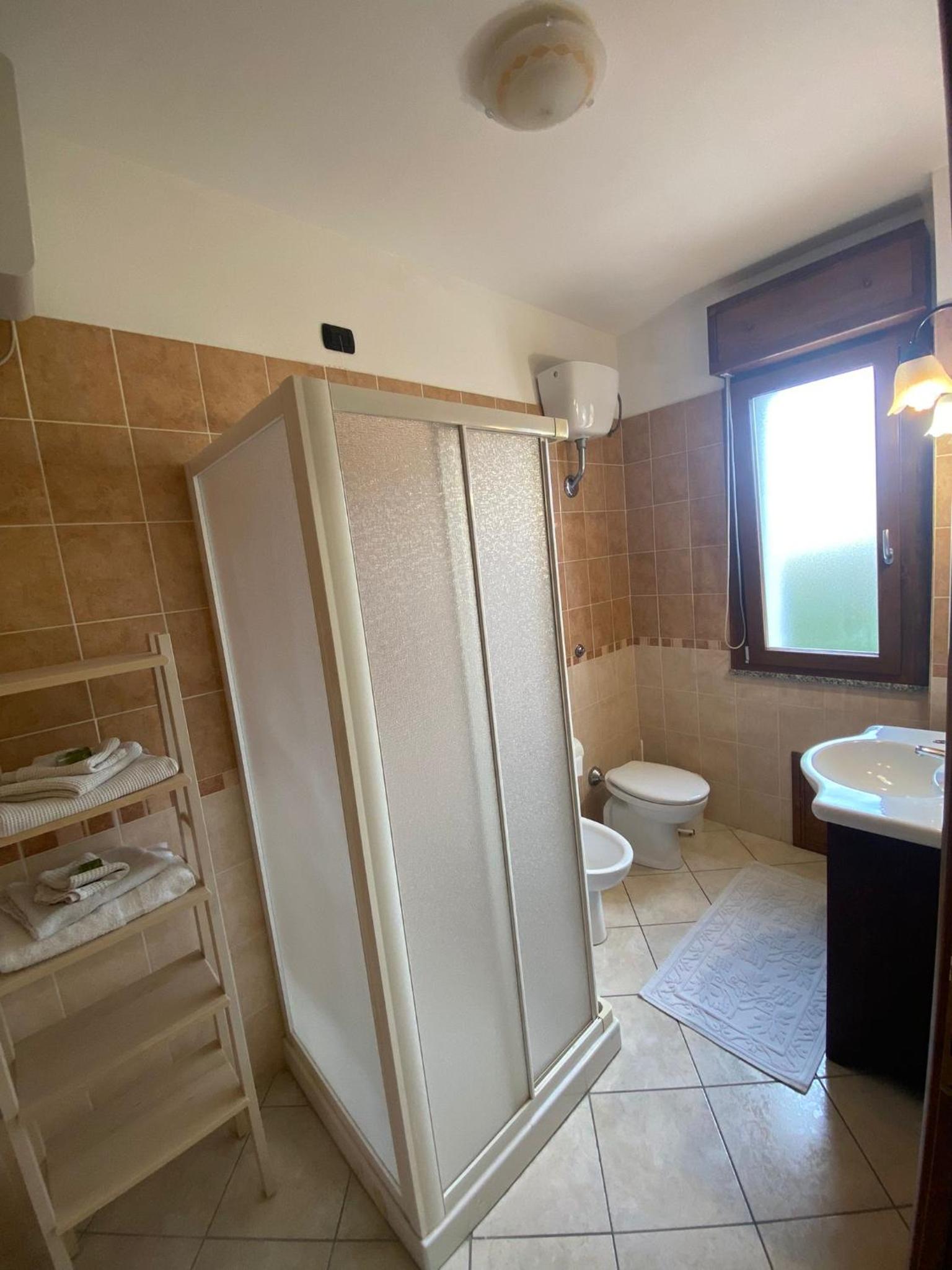 Economy Double Room - Photo 6