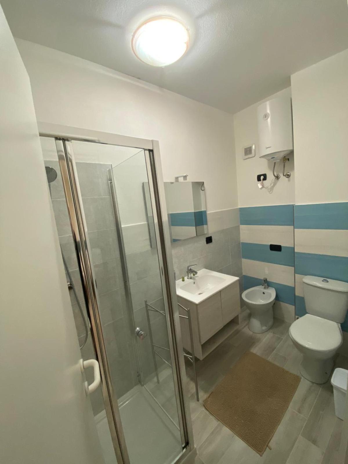 Twin Room - Photo 4
