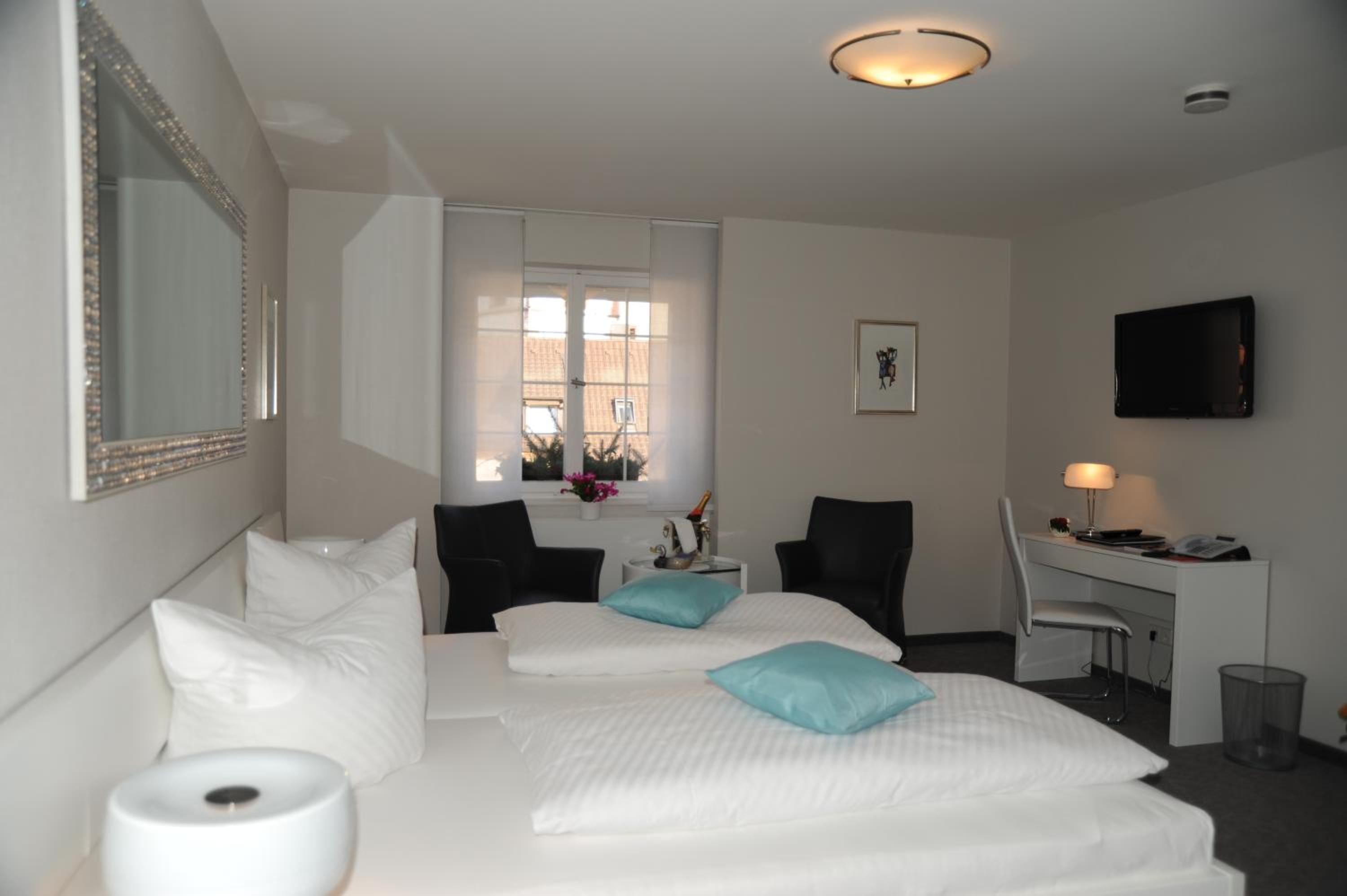Deluxe Double Room photo 3