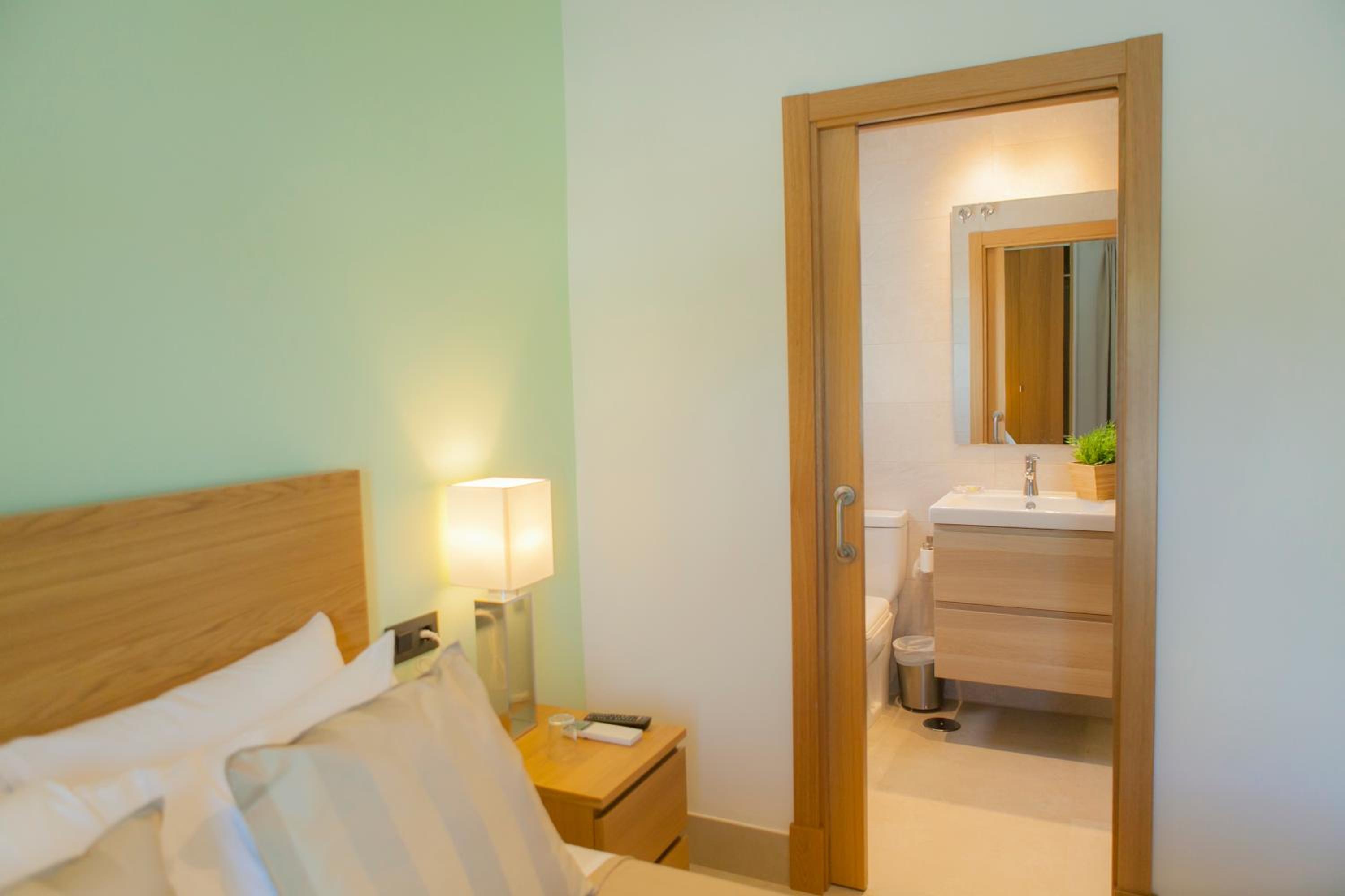 Habitación Estándar con Cama Queen