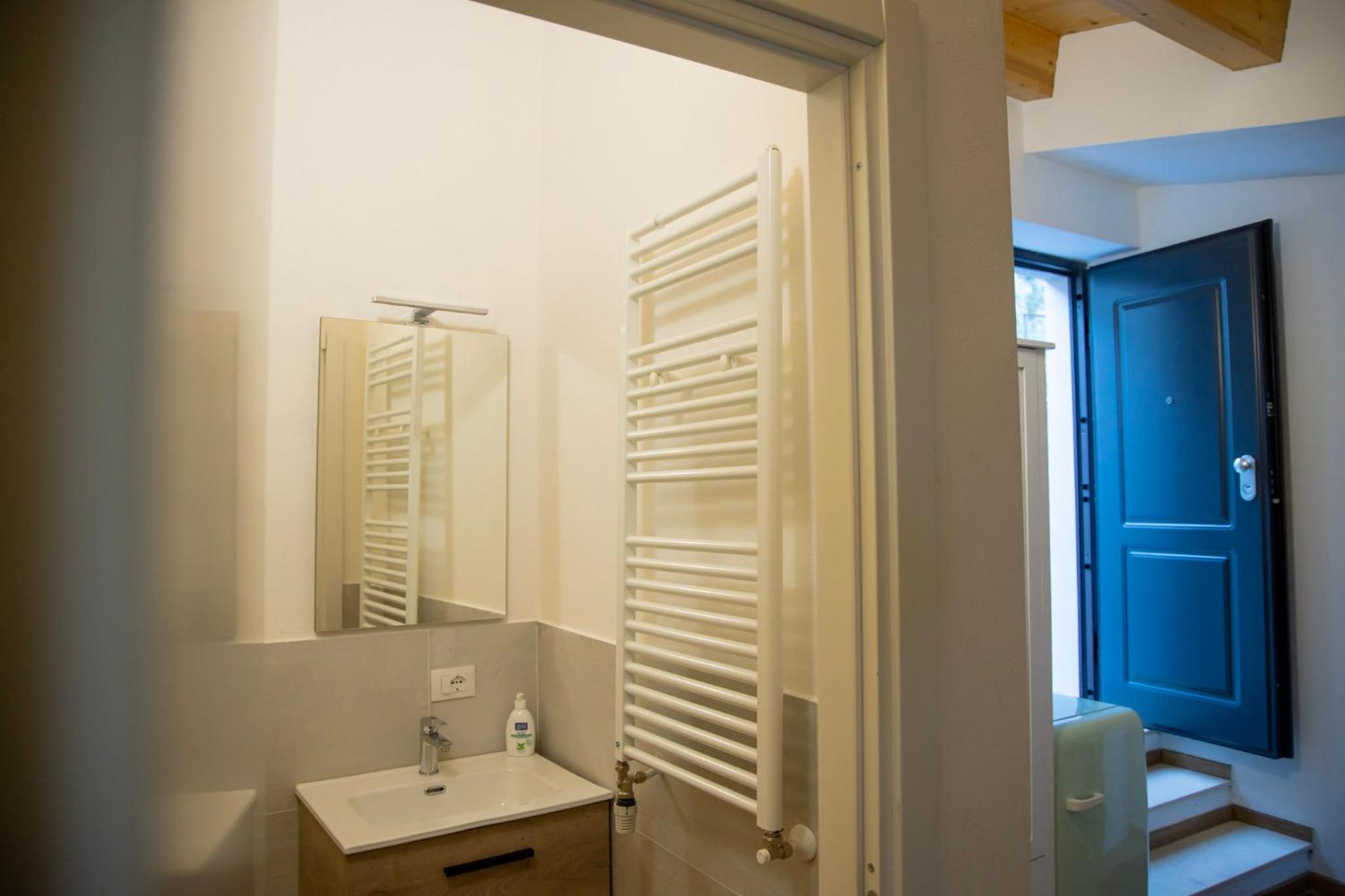 Quadruple Room with Private Bathroom photo 1