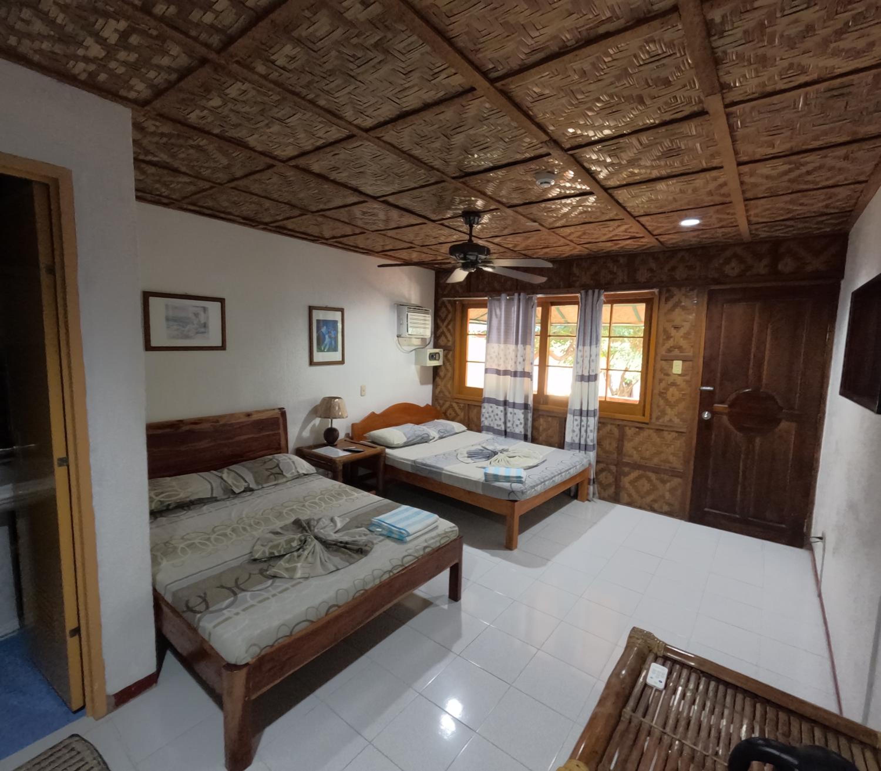 Marina Quadruple Room with Garden View  - Photo 2