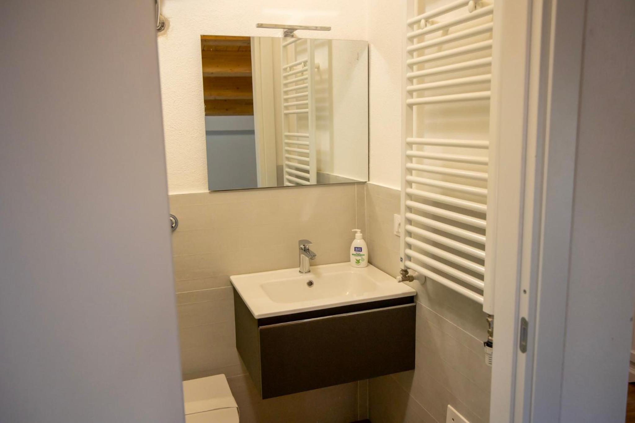 Double Room with Private Bathroom photo 2