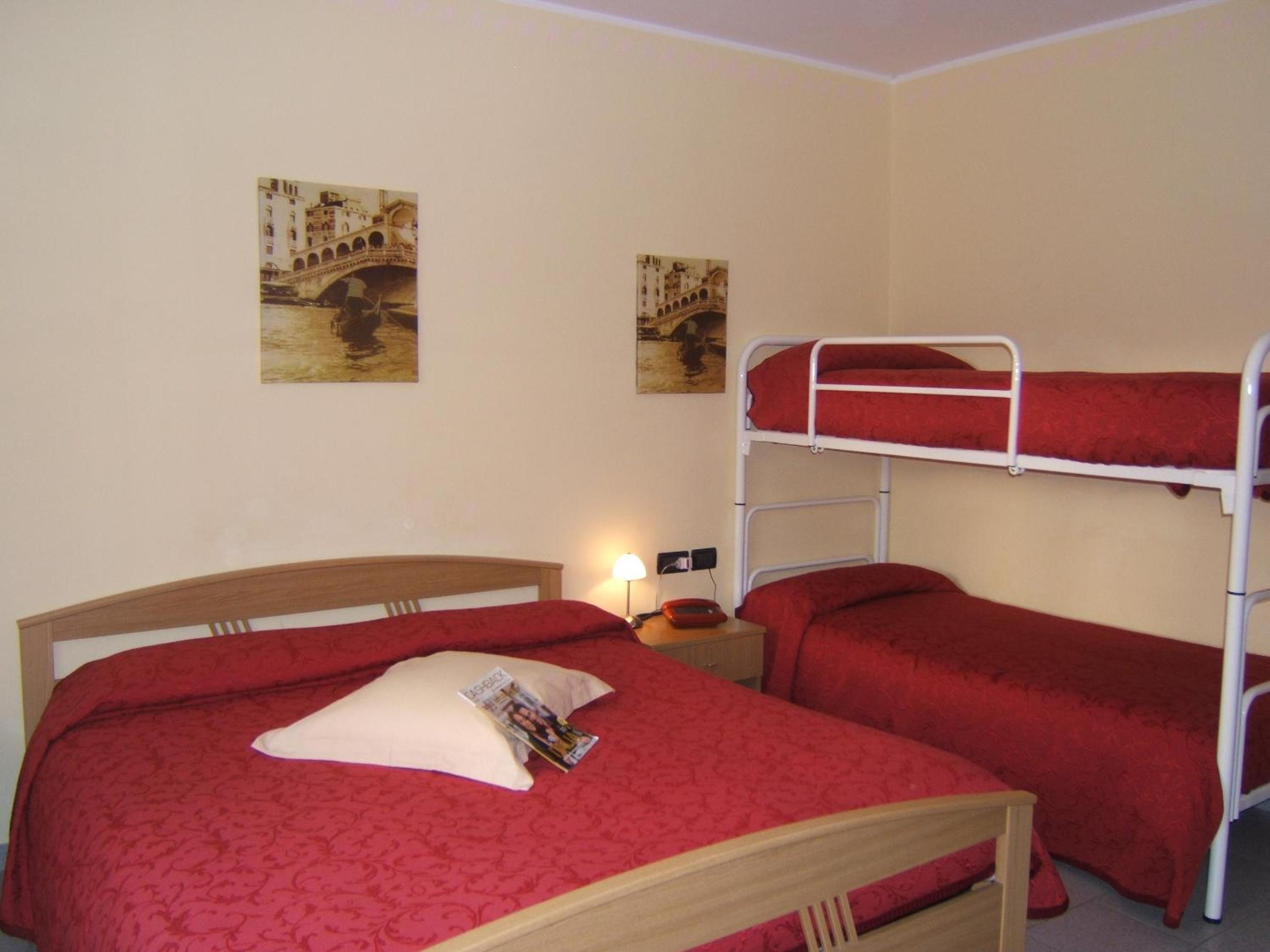 Quadruple Room with Mountain View
