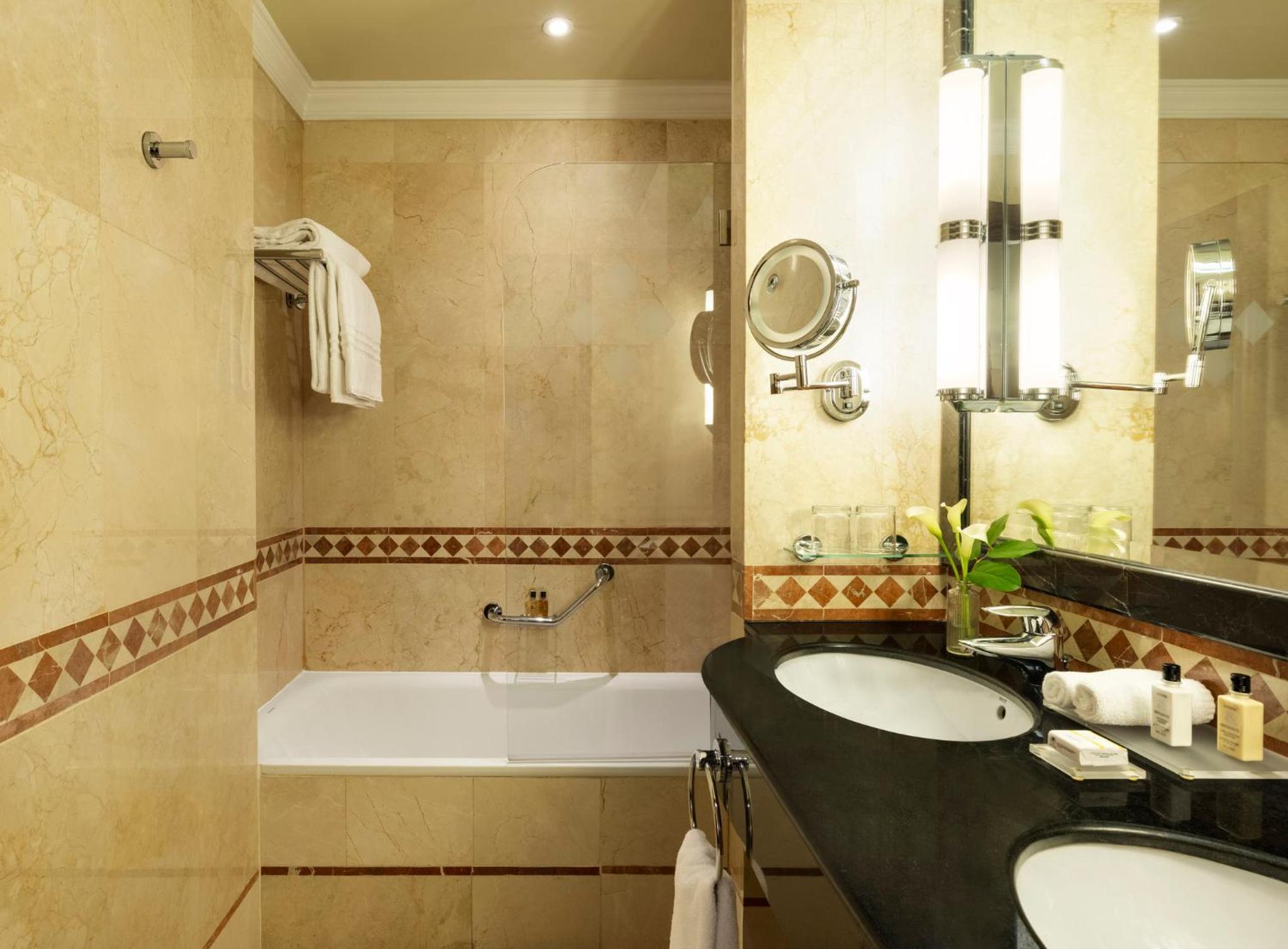 Cozy Double Room - Photo 1