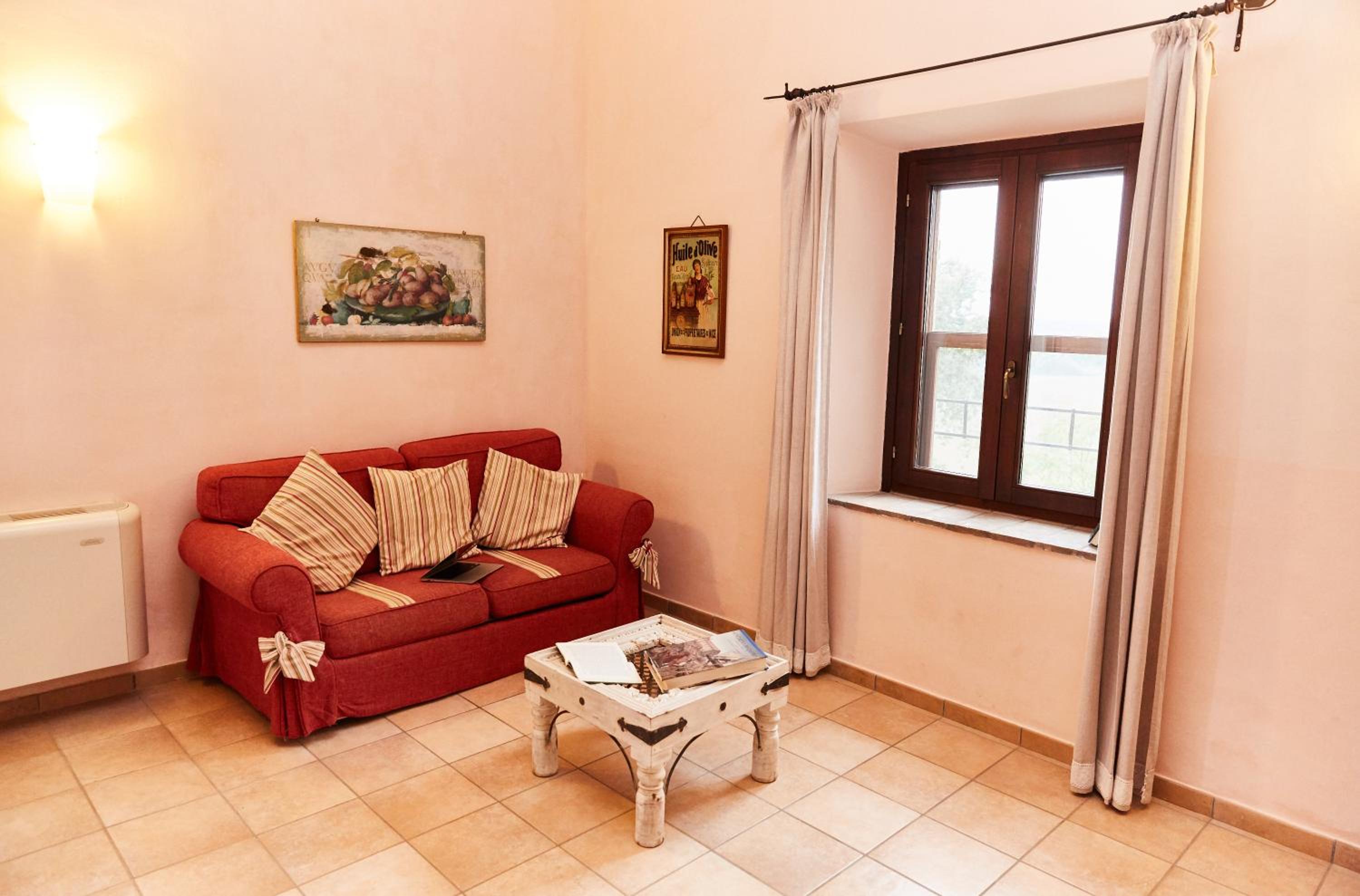 Maisonette photo 2