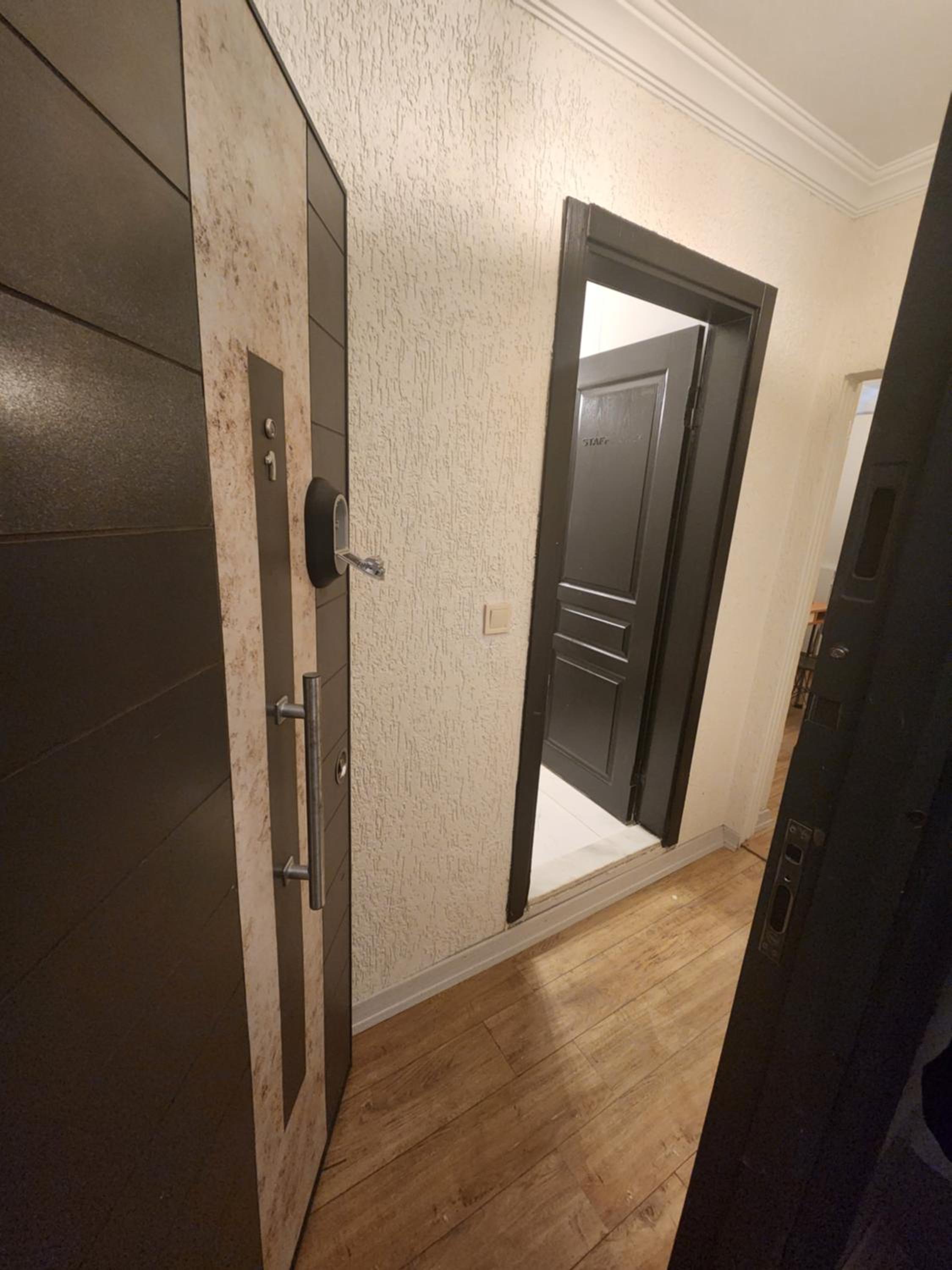 Two-Bedroom Standard Apartment photo 1