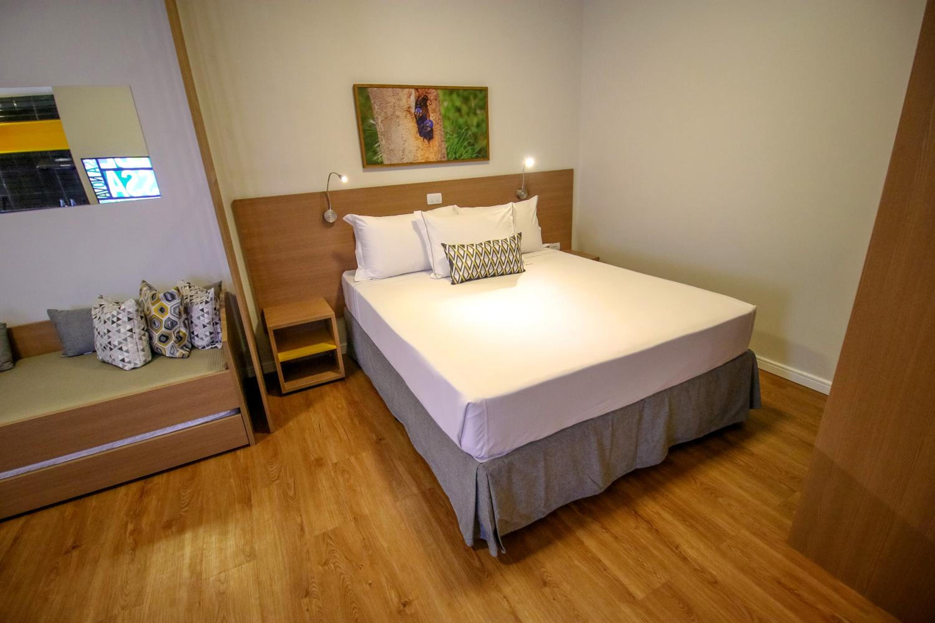 Apartment with One Queen Bed and One Trundle Bed - Photo 3