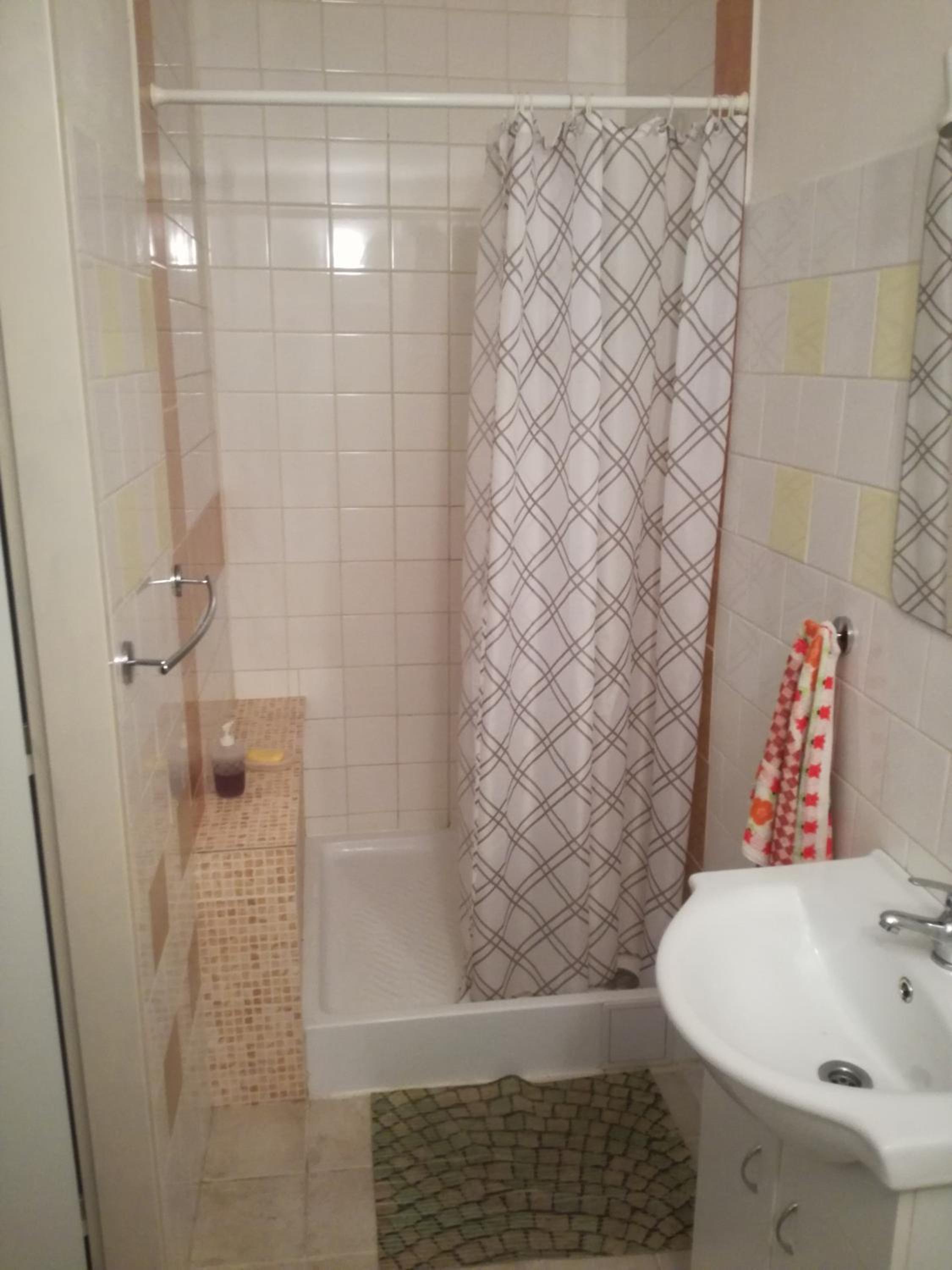 Triple Room with Bathroom - Photo 6
