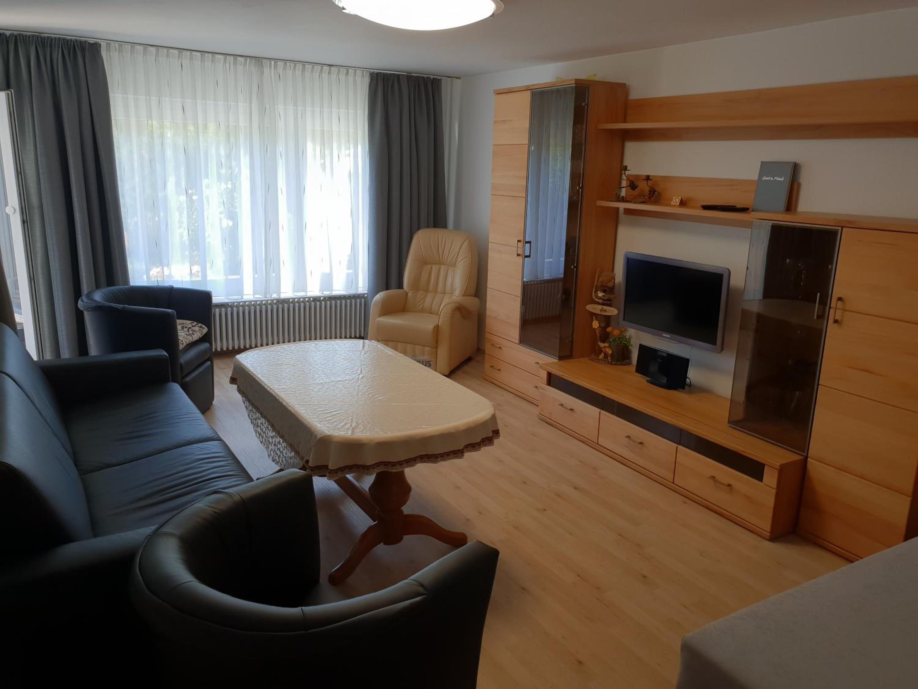 Ferienwohnung "Altbau" incl. Terrasse photo 3