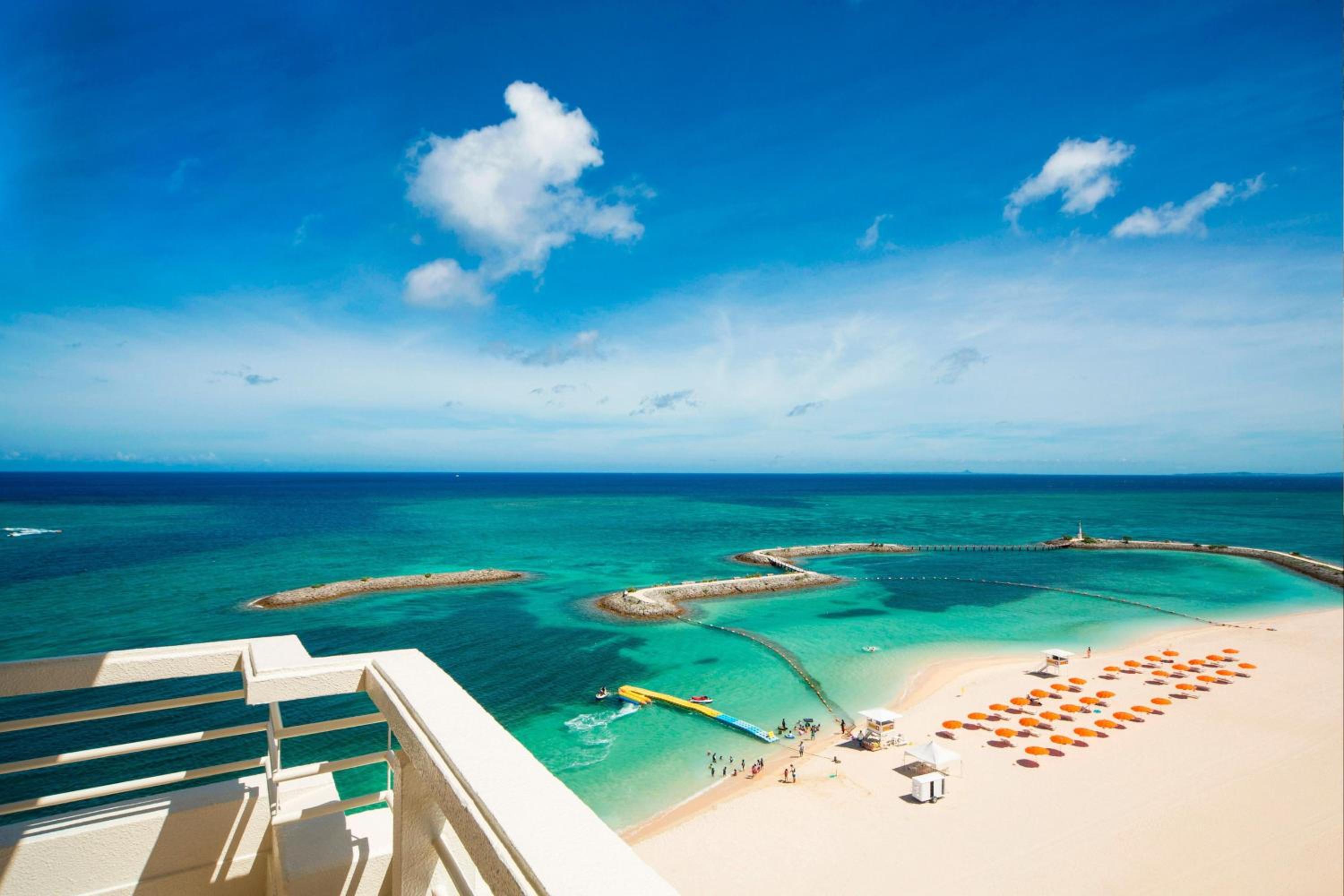Ocean Suite with Balcony and Ocean View - Main Tower photo 2