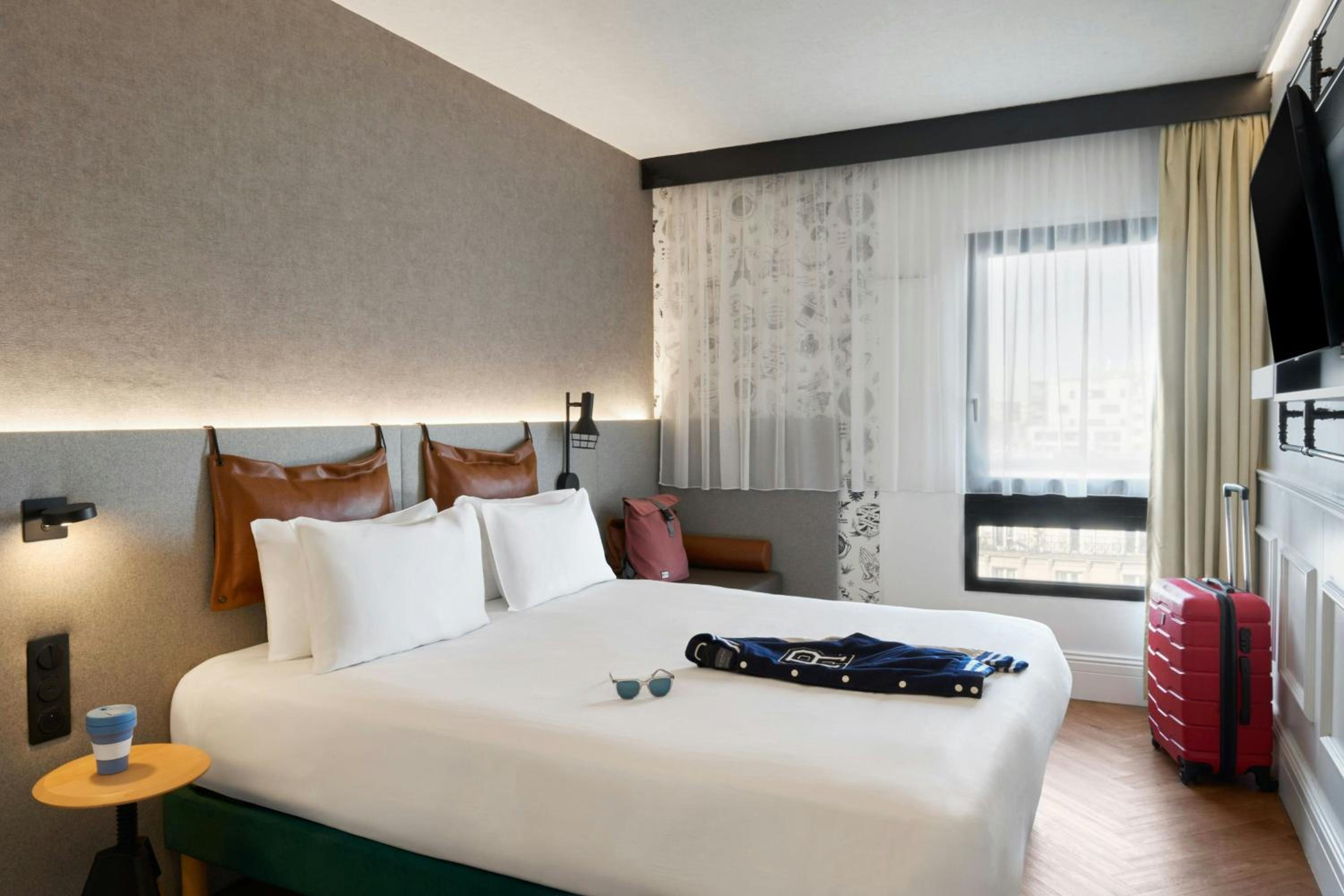 Supreme Queen Room