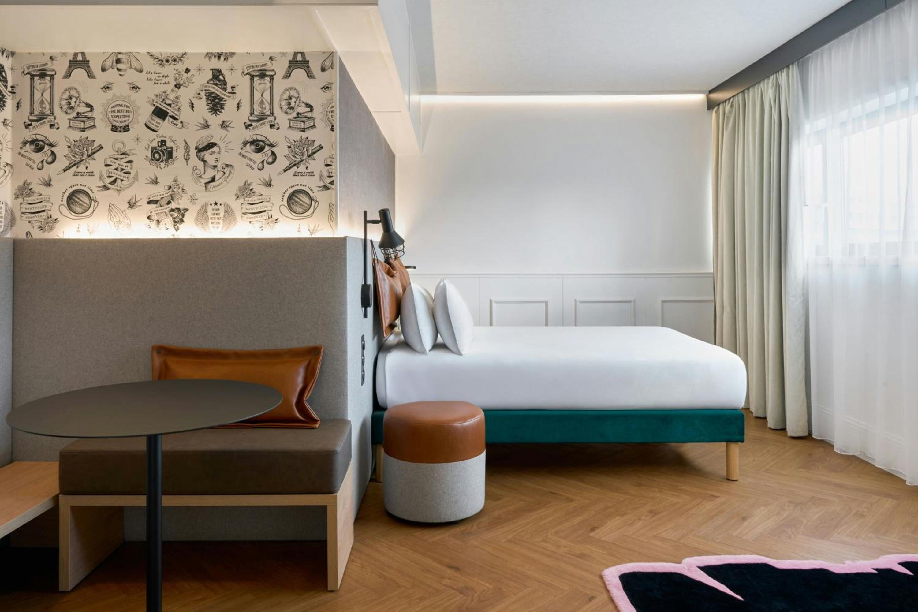 Moxy Family Room