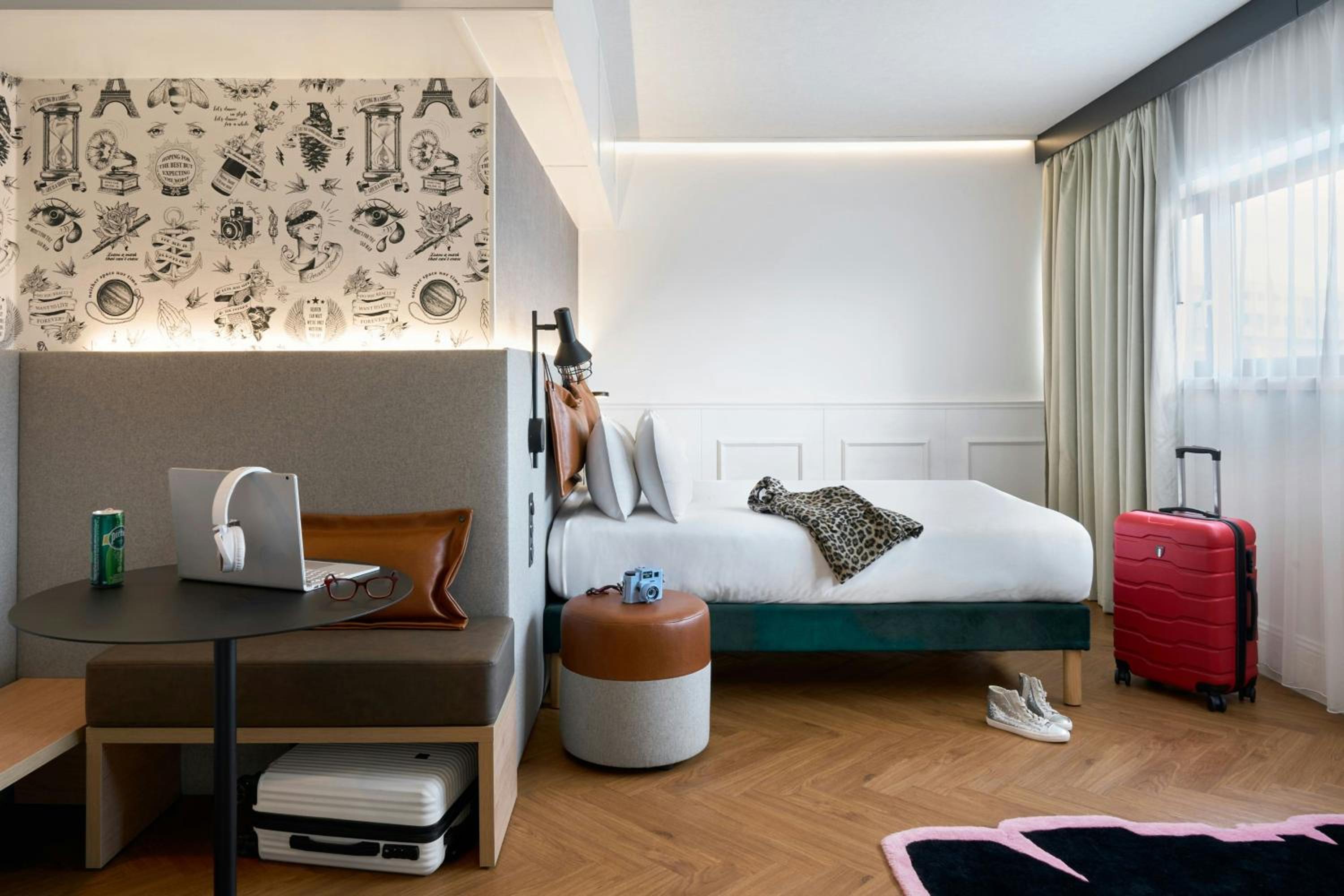 Moxy Family Room
