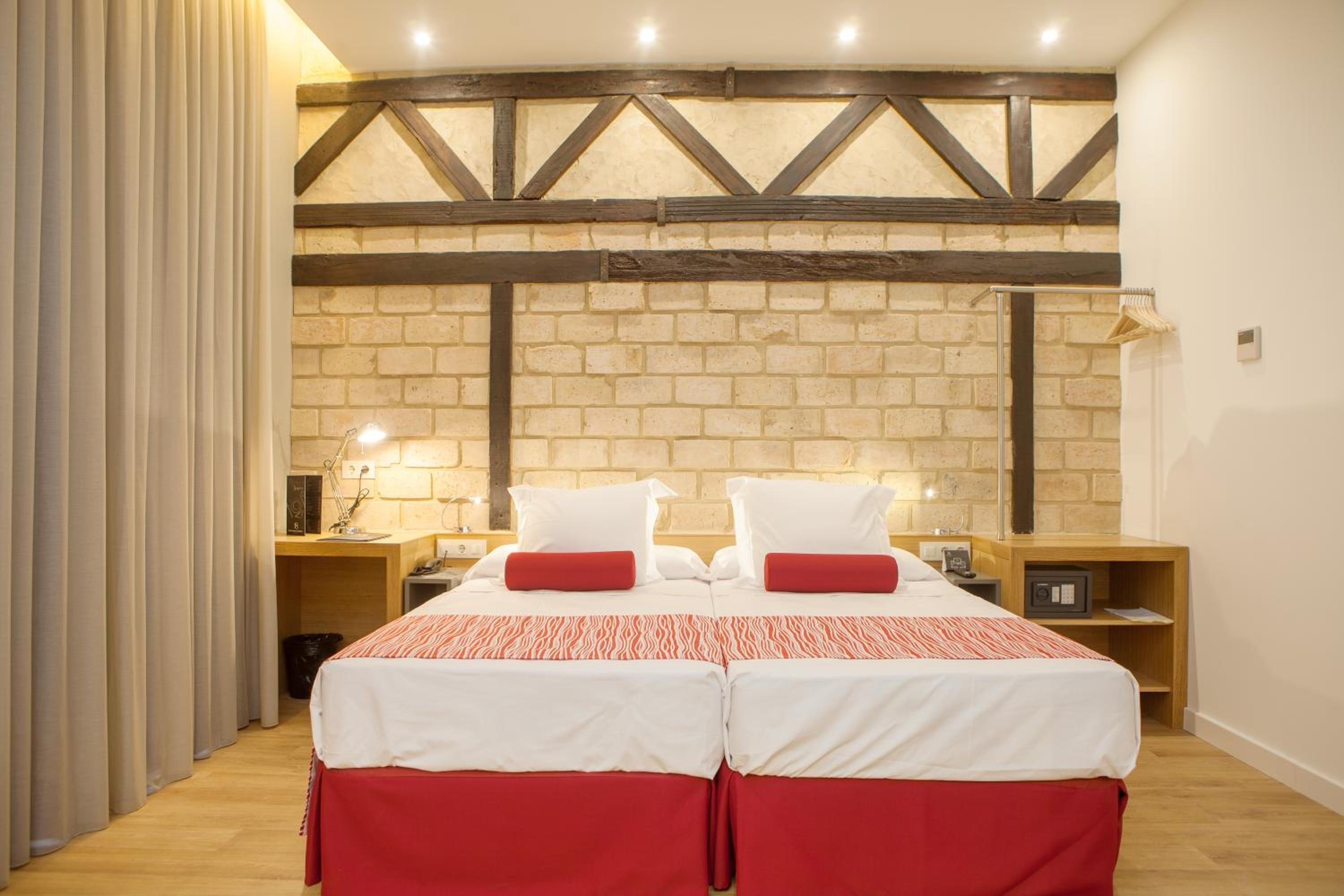 Habitación Doble o con Dos Camas
