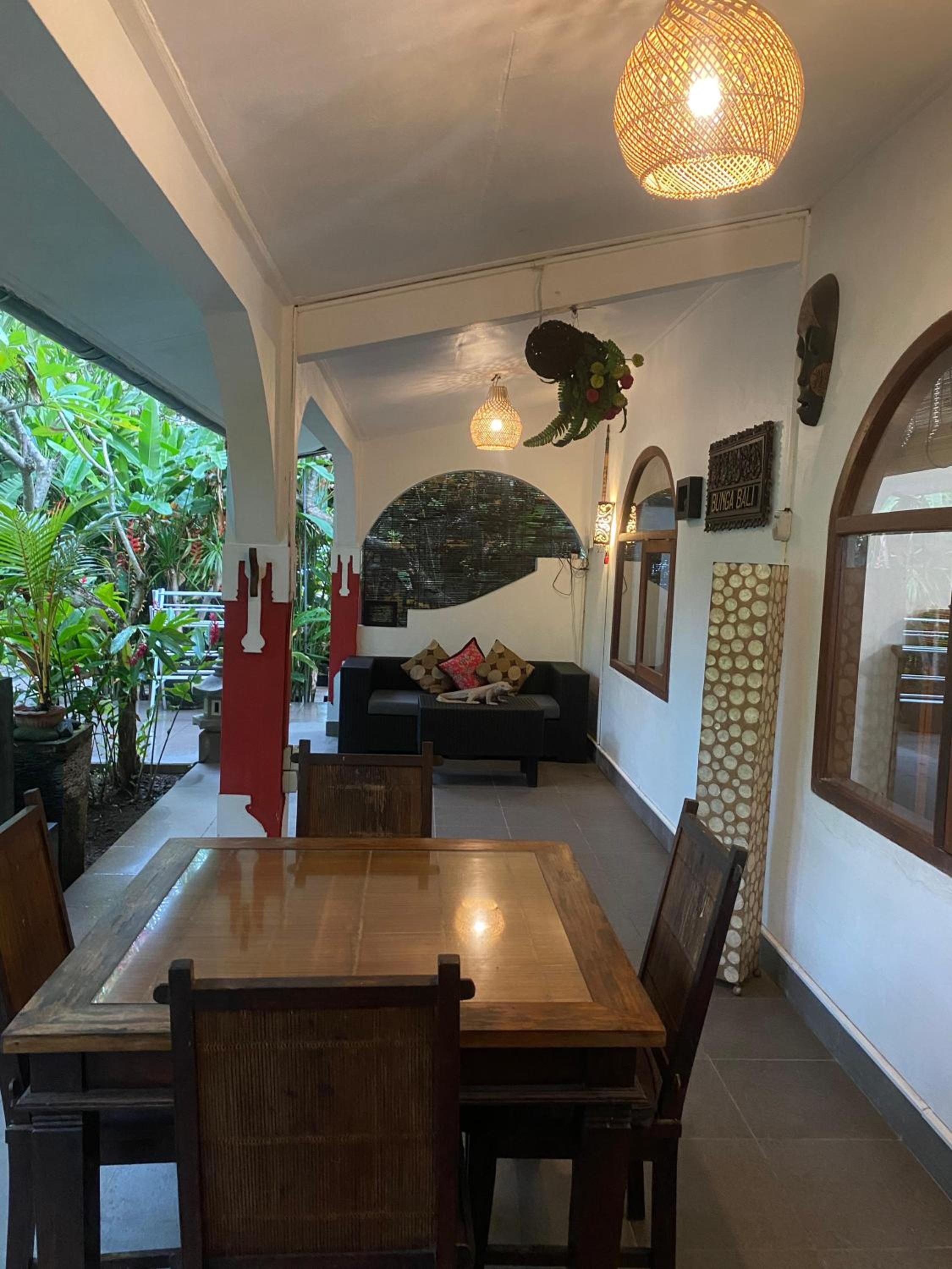 Bungalow with Garden View photo 1