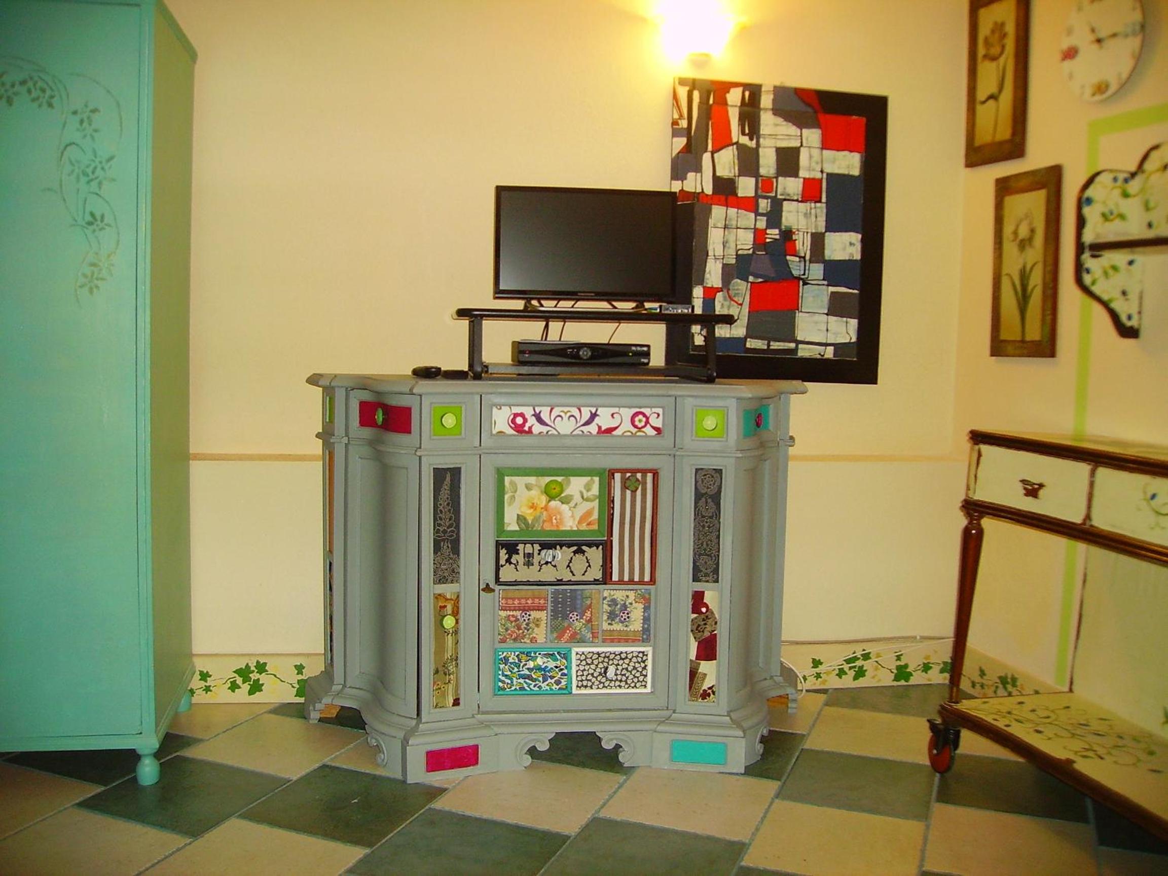 Family Studio - Photo 25