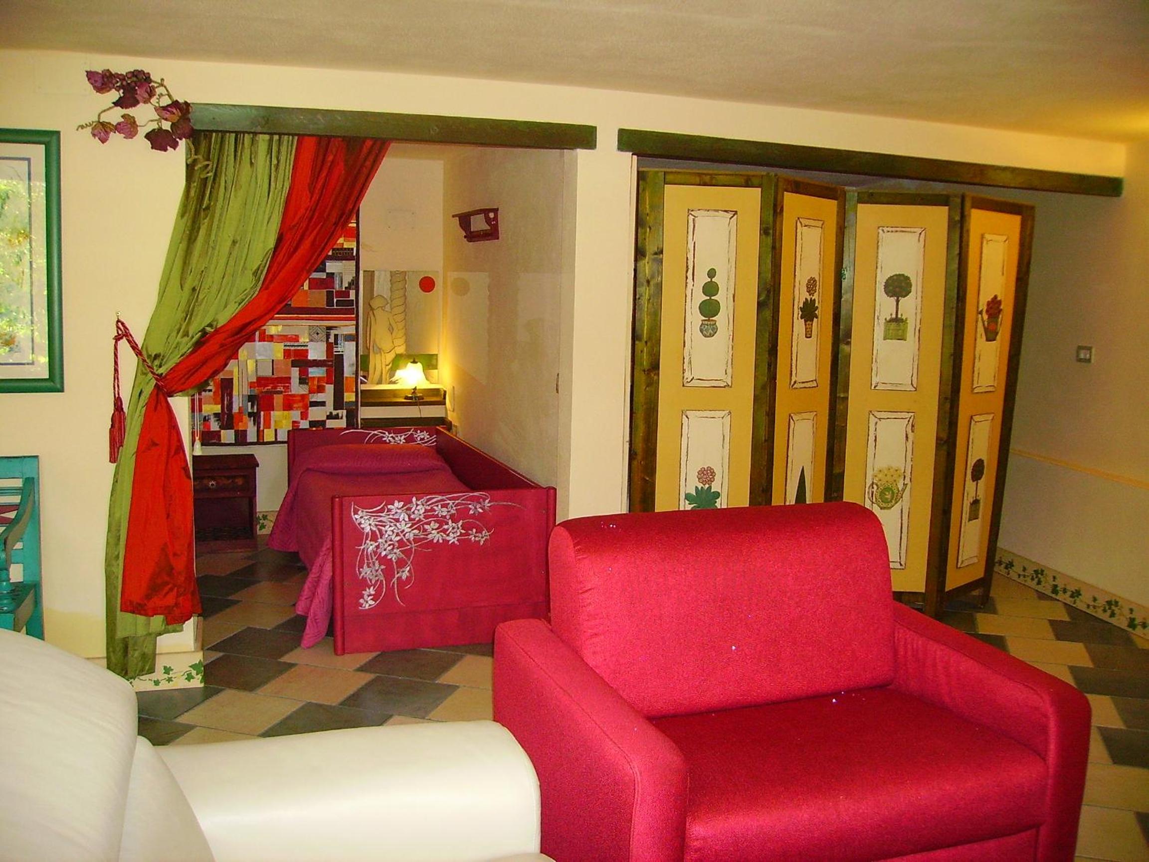 Family Studio - Photo 9