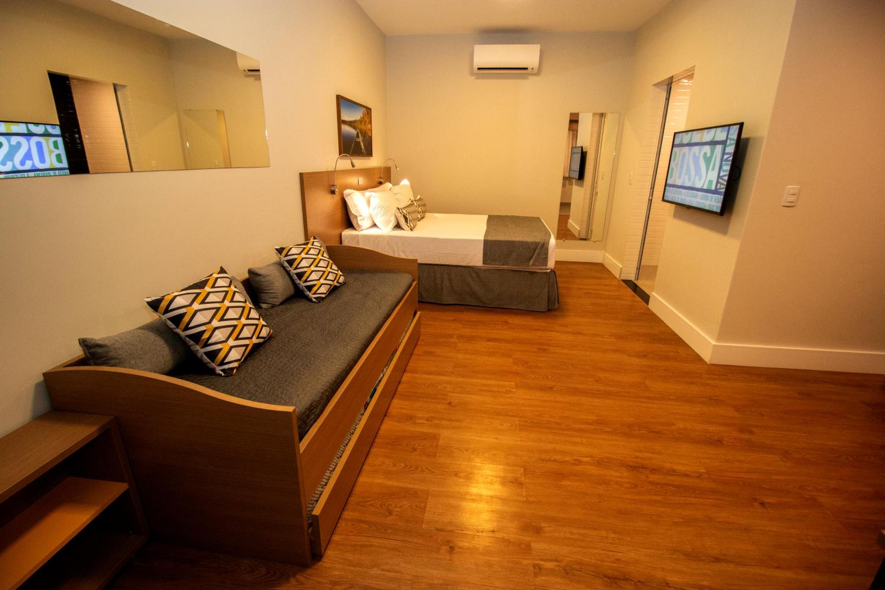 Room Adapted For Adapted,with One Double Bed and One Trundle Bed. - Photo 5