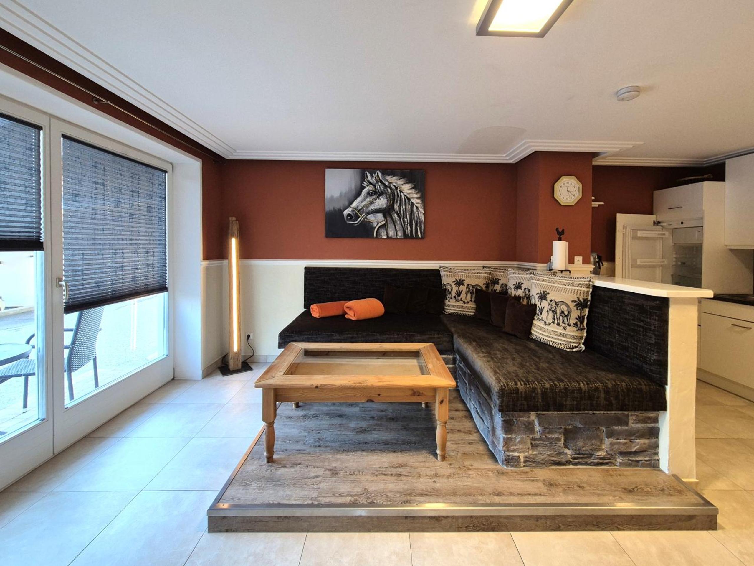 Two-Bedroom Apartment with Mountain View photo 3
